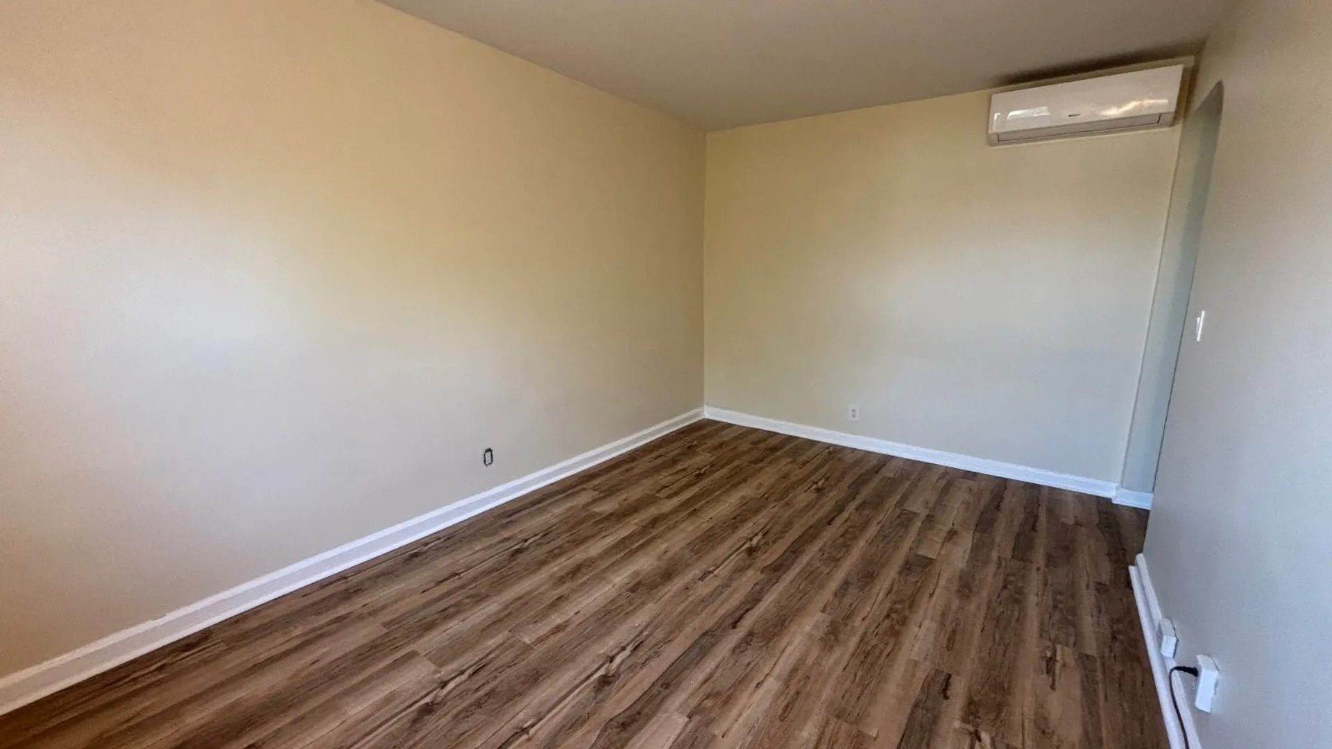 Property at 150-24 59 Ave, Flushing, NY 11355 19