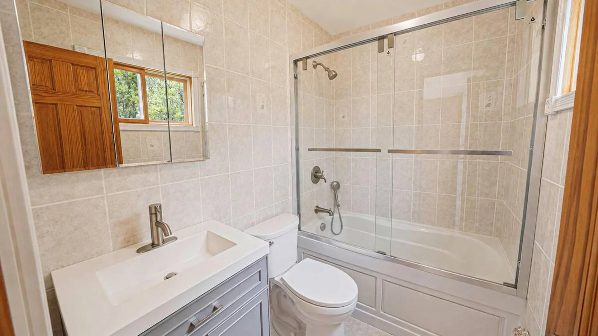 Property at 14 Belvoir Court, Ridge, NY 11788 9