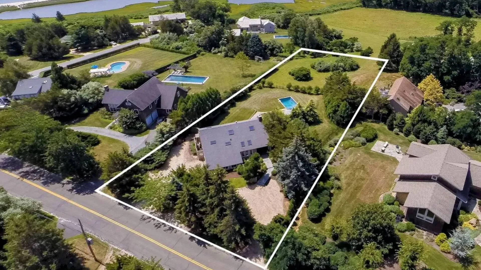 Property at 100 South Midway Road, Shelter Island, NY 11964 3