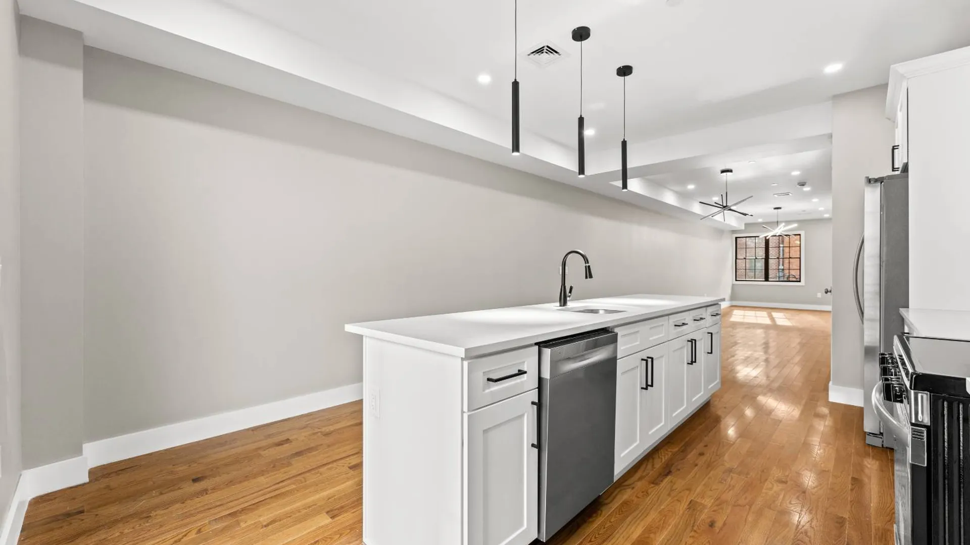 Property at 463 E 143rd St, Bronx, NY 10454 15