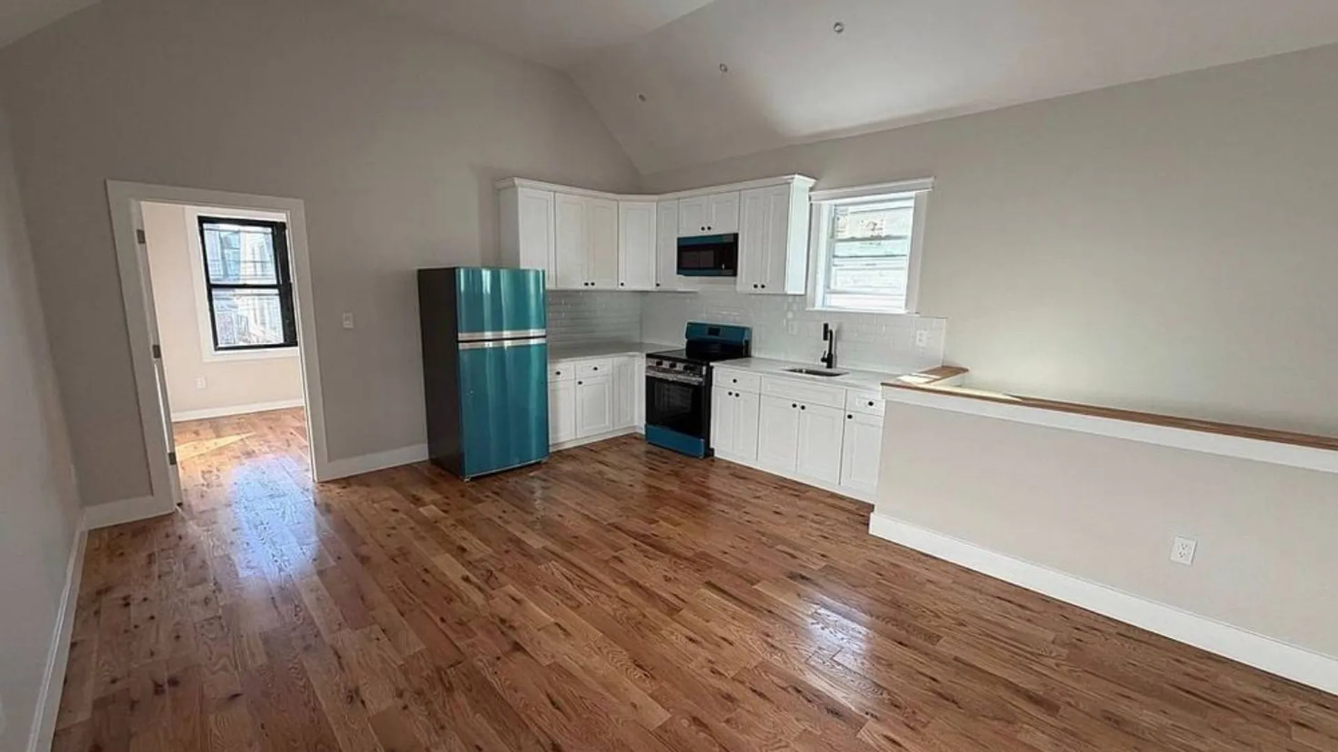 Property at 4519 Seton Ave, Bronx, NY 10466 8