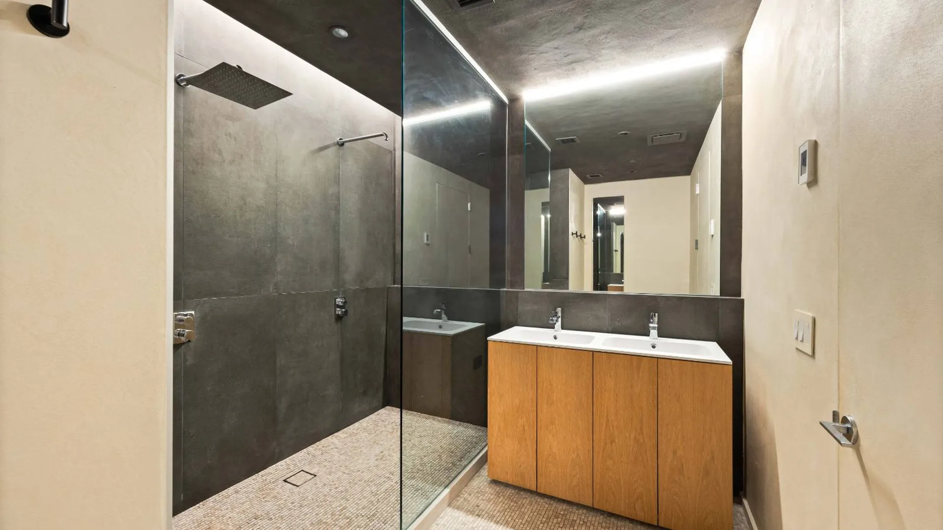 Property at 168 Plymouth St, Brooklyn, NY 11201 5