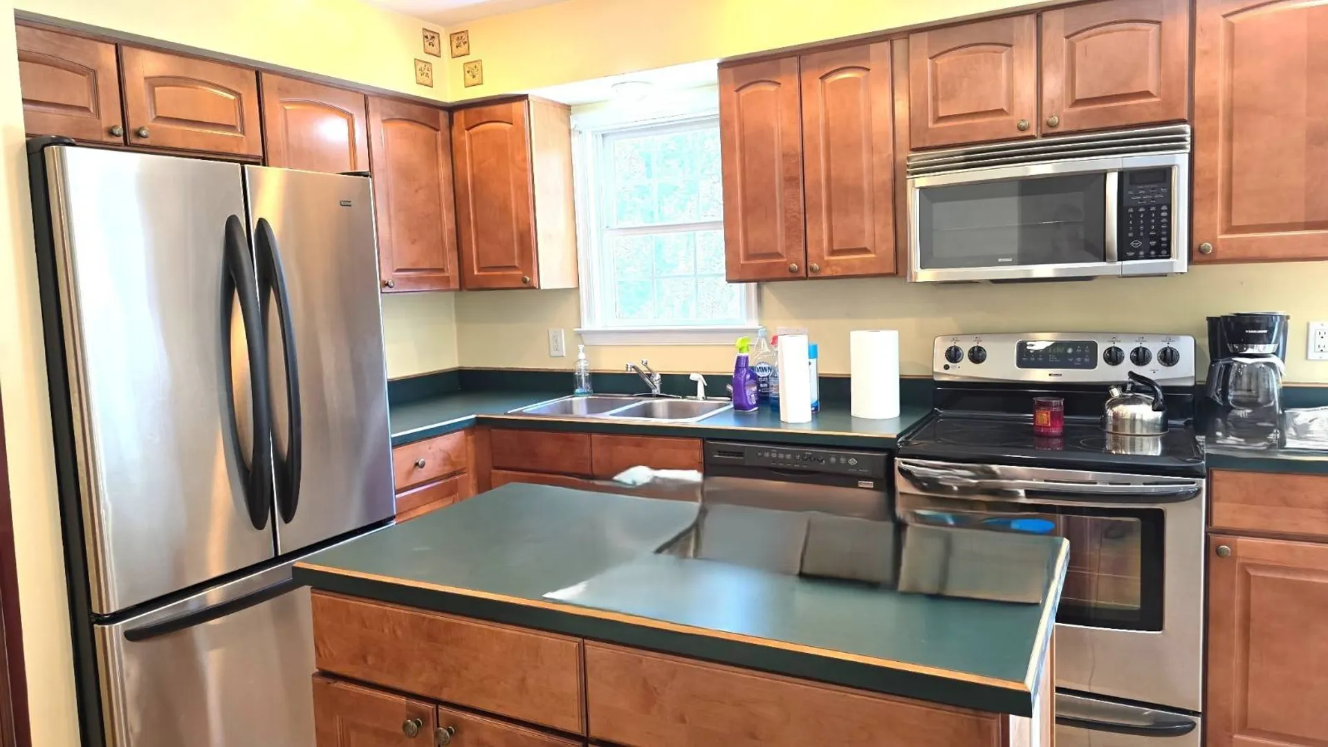 Property at 10 Lena Lane, Cairo, NY 12413 13