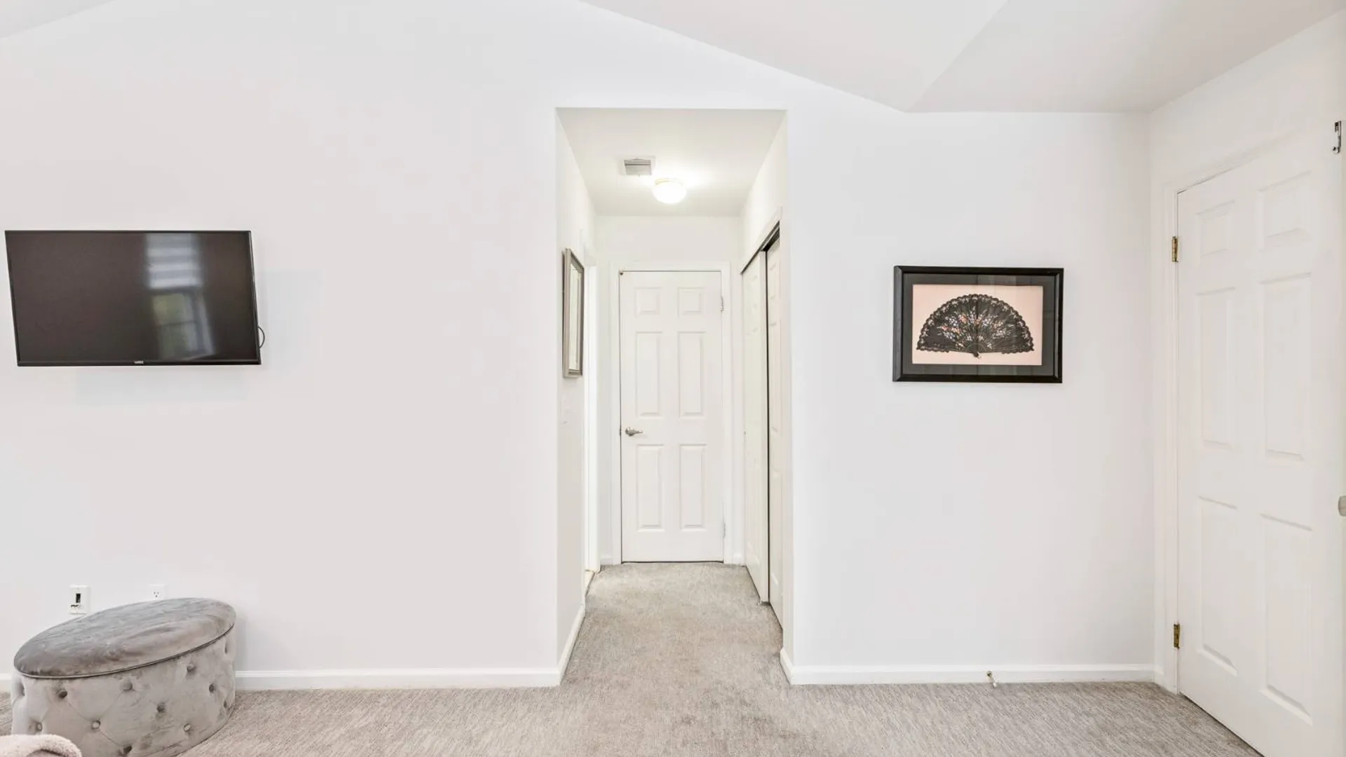 Property at 1 Plantation Drive, Hauppauge, NY 11788 26
