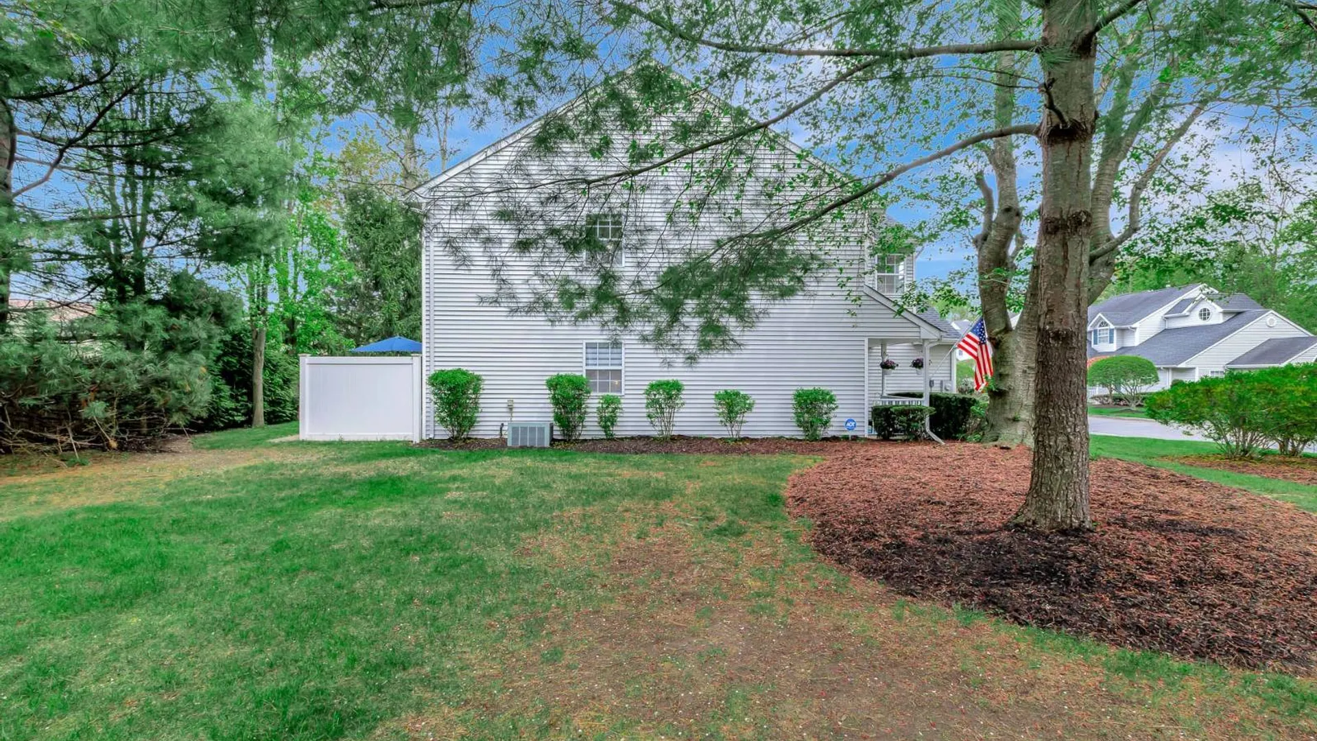 Property at 1 Plantation Drive, Hauppauge, NY 11788 31