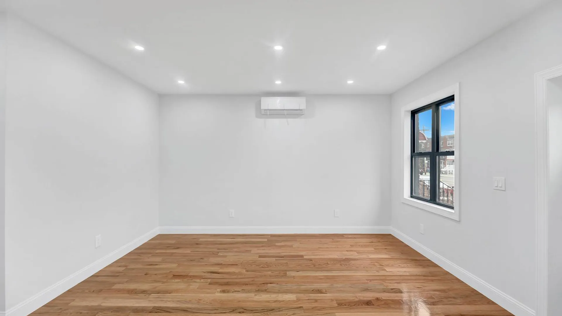 Property at 1559 remsen ave, brooklyn, NY 11236 4