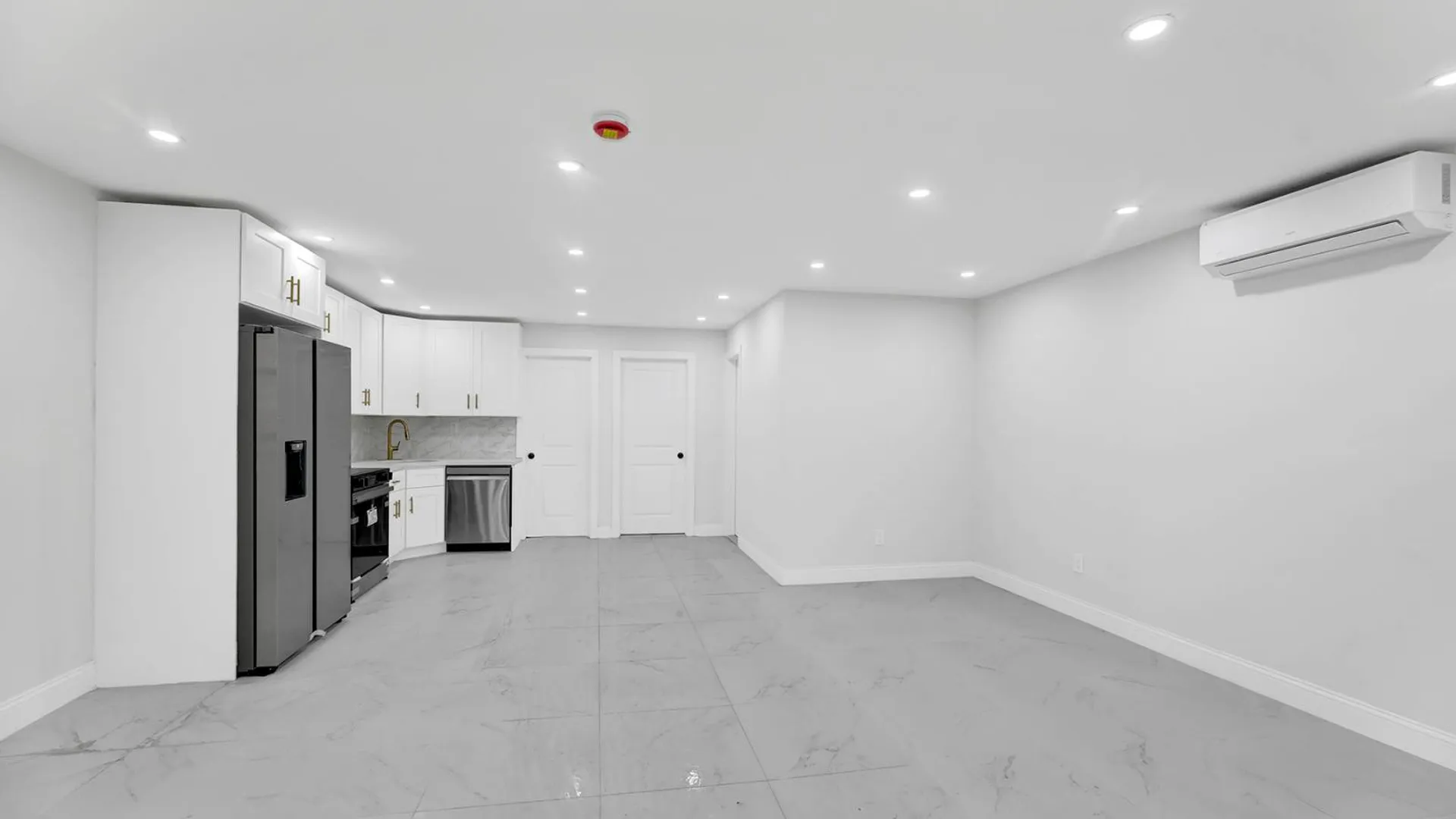 Property at 1559 remsen ave, brooklyn, NY 11236 15