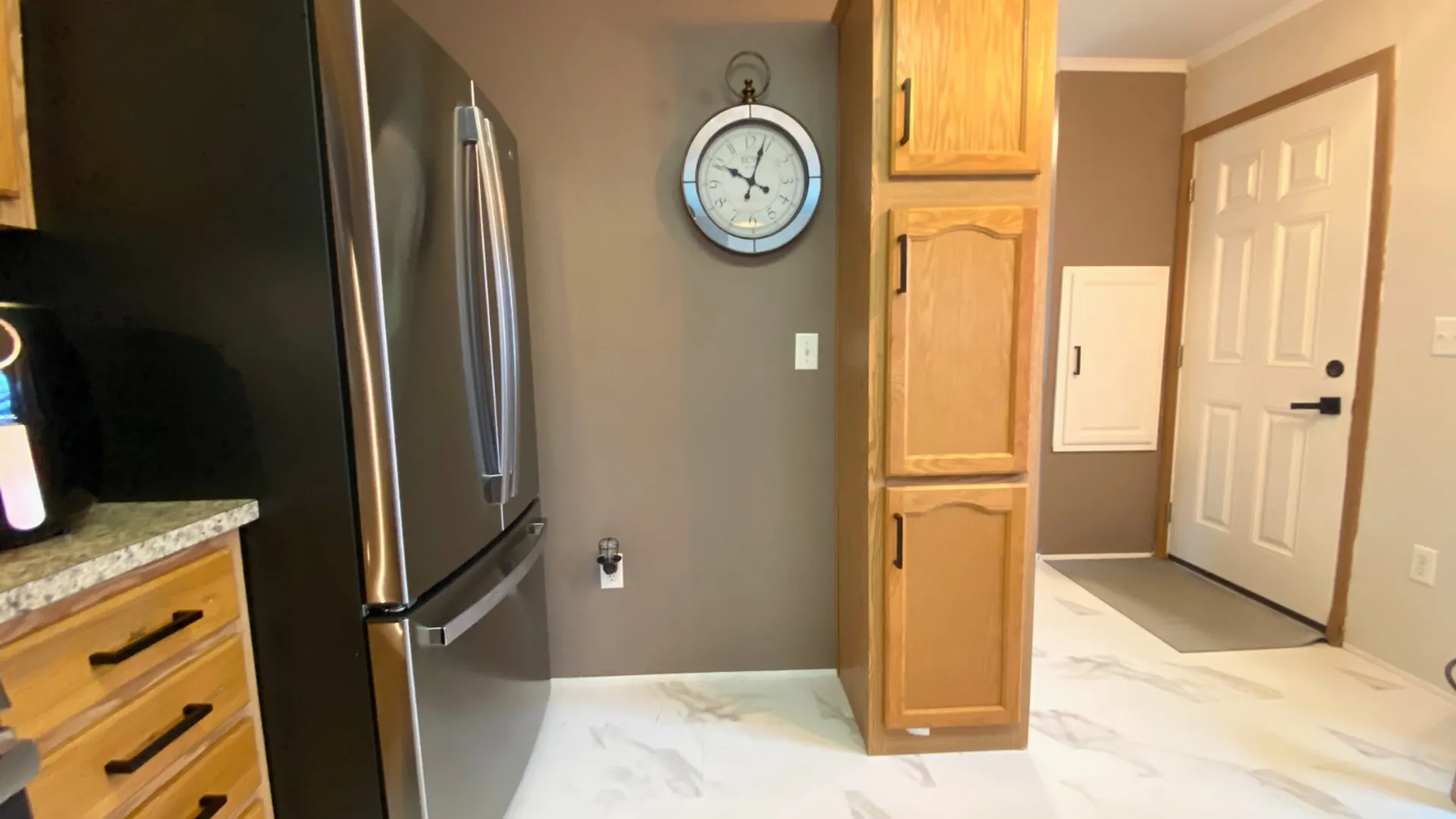 Property at 36 Drake Way, Wynantskill, NY 12198 9