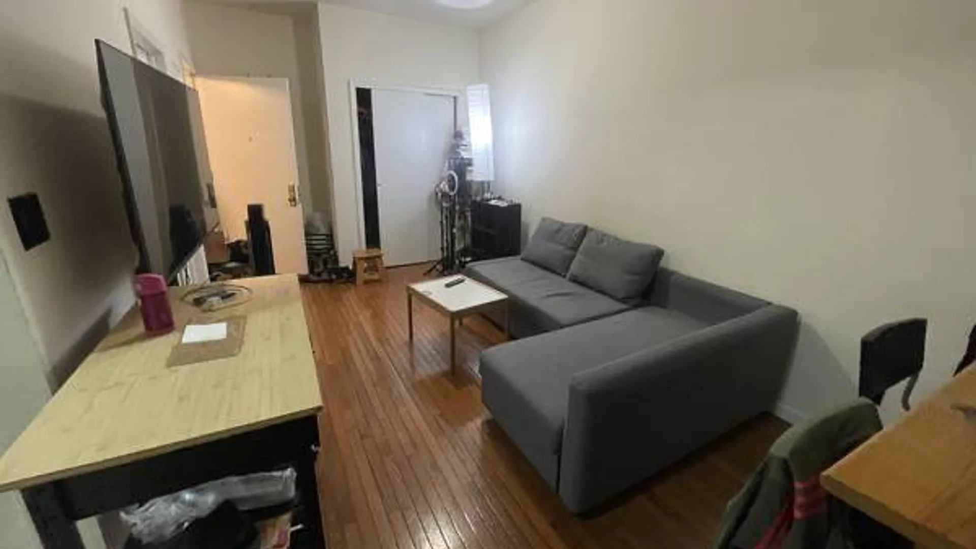 Property at 82-17 northern blvd, Jackson Heights, NY 11372 7