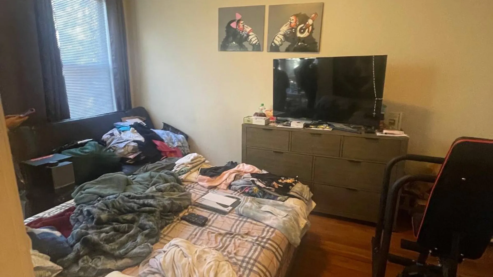 Property at 82-17 northern blvd, Jackson Heights, NY 11372 14