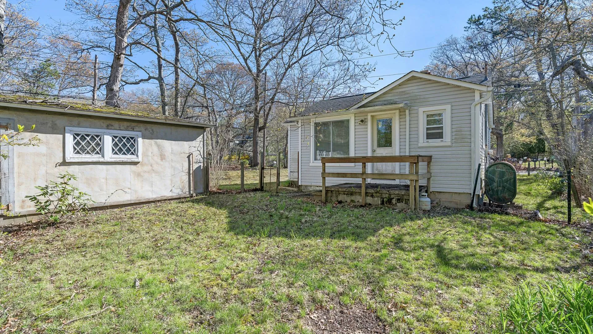 Property at 170 Little Fresh Pond, Southampton, NY 11968 3