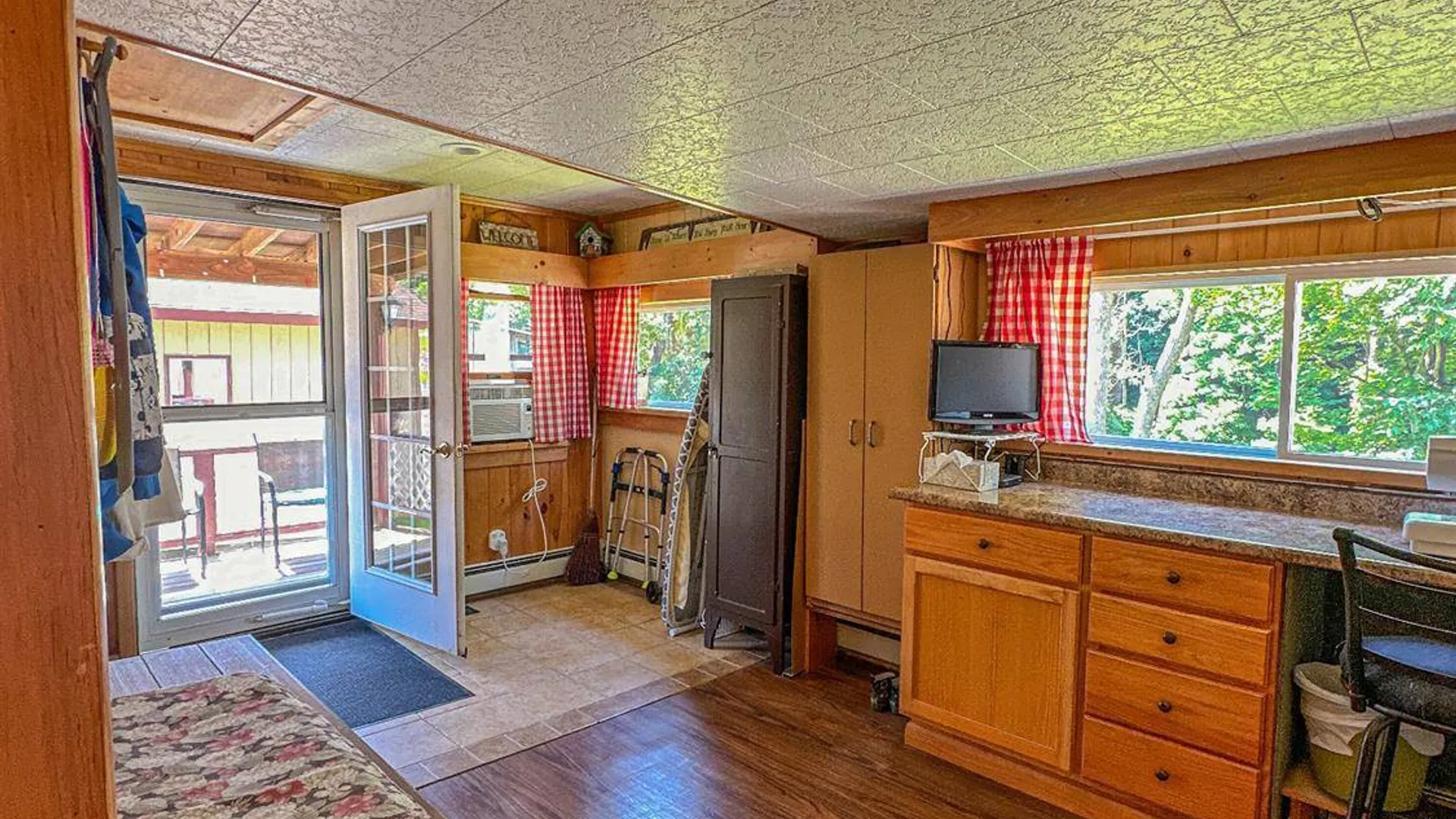Property at 13681 Route 23, Prattsville, NY 12468 17