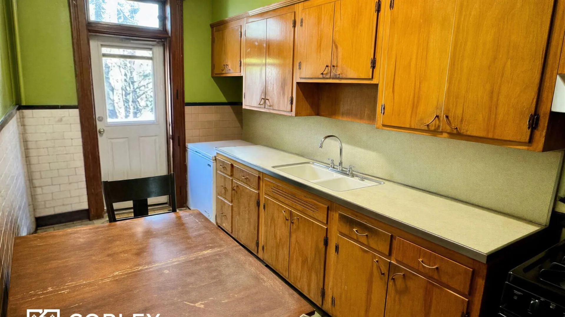 Property at 301 Ridgewood Ave, Brooklyn, NY 11208 11
