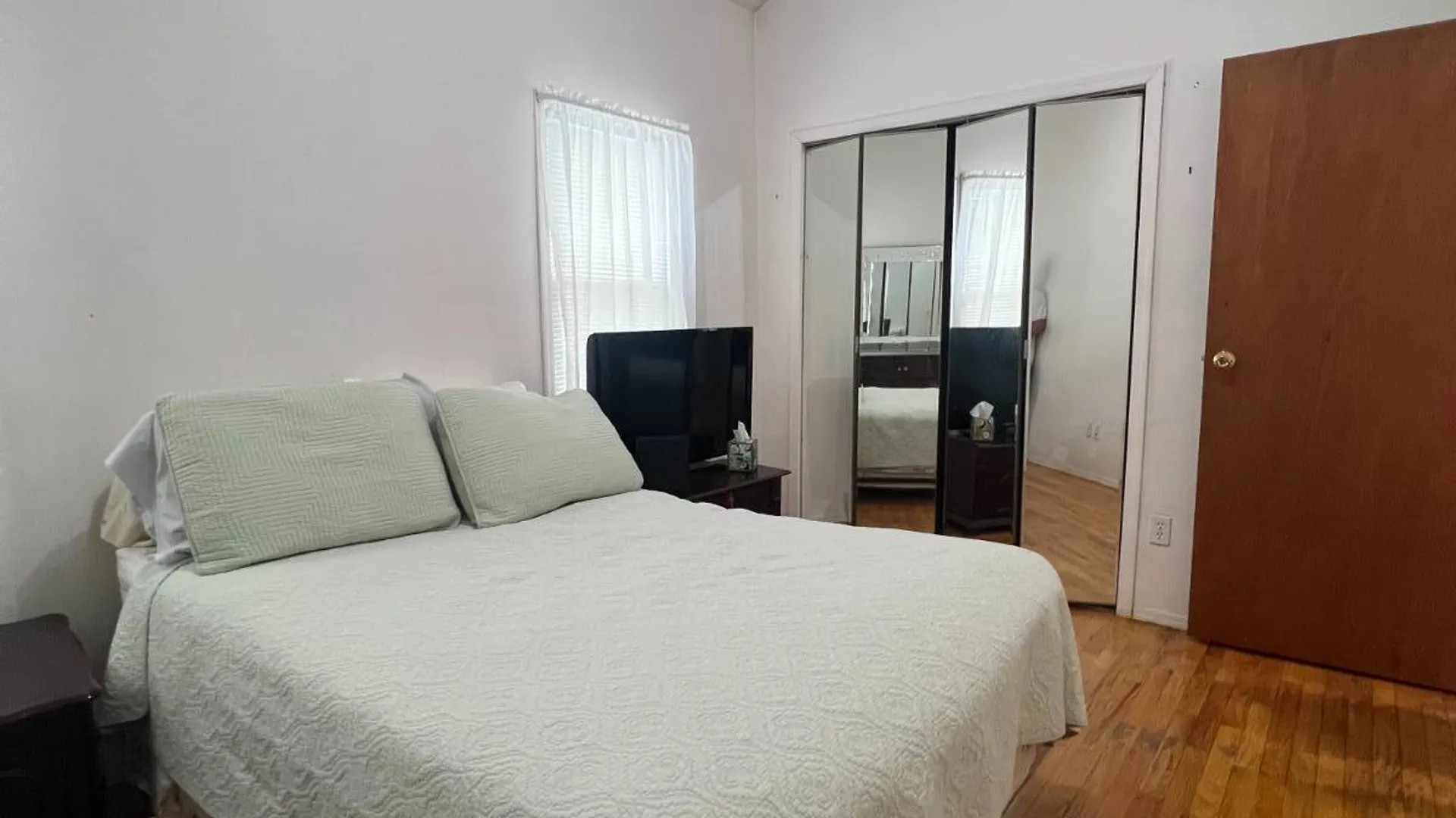 Property at 2811 Haring St, Brooklyn, NY 11235 10