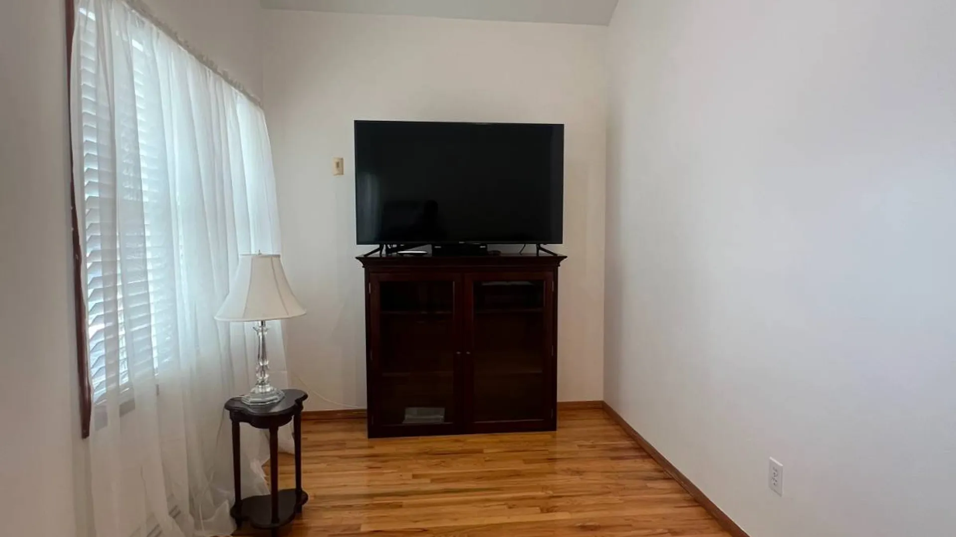 Property at 2811 Haring St, Brooklyn, NY 11235 4