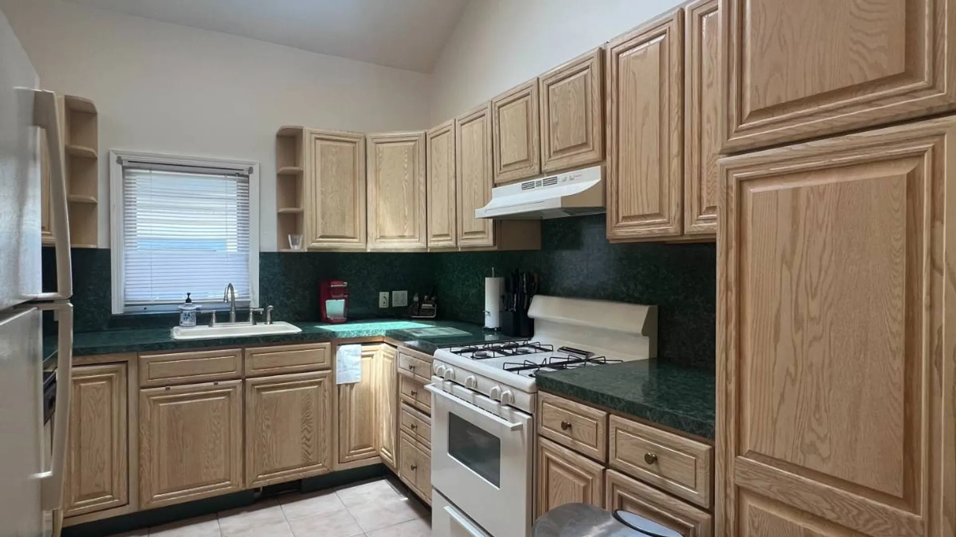 Property at 2811 Haring St, Brooklyn, NY 11235 12