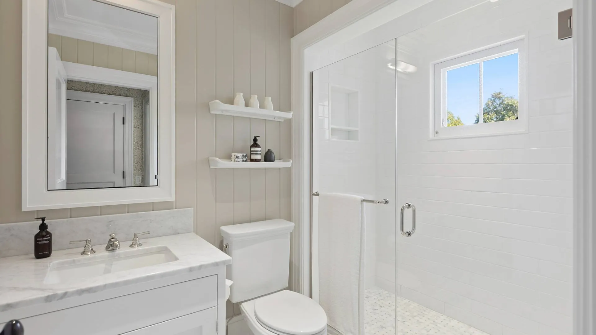Property at 53 Matthews Lane, Bridgehampton, NY 11932 34