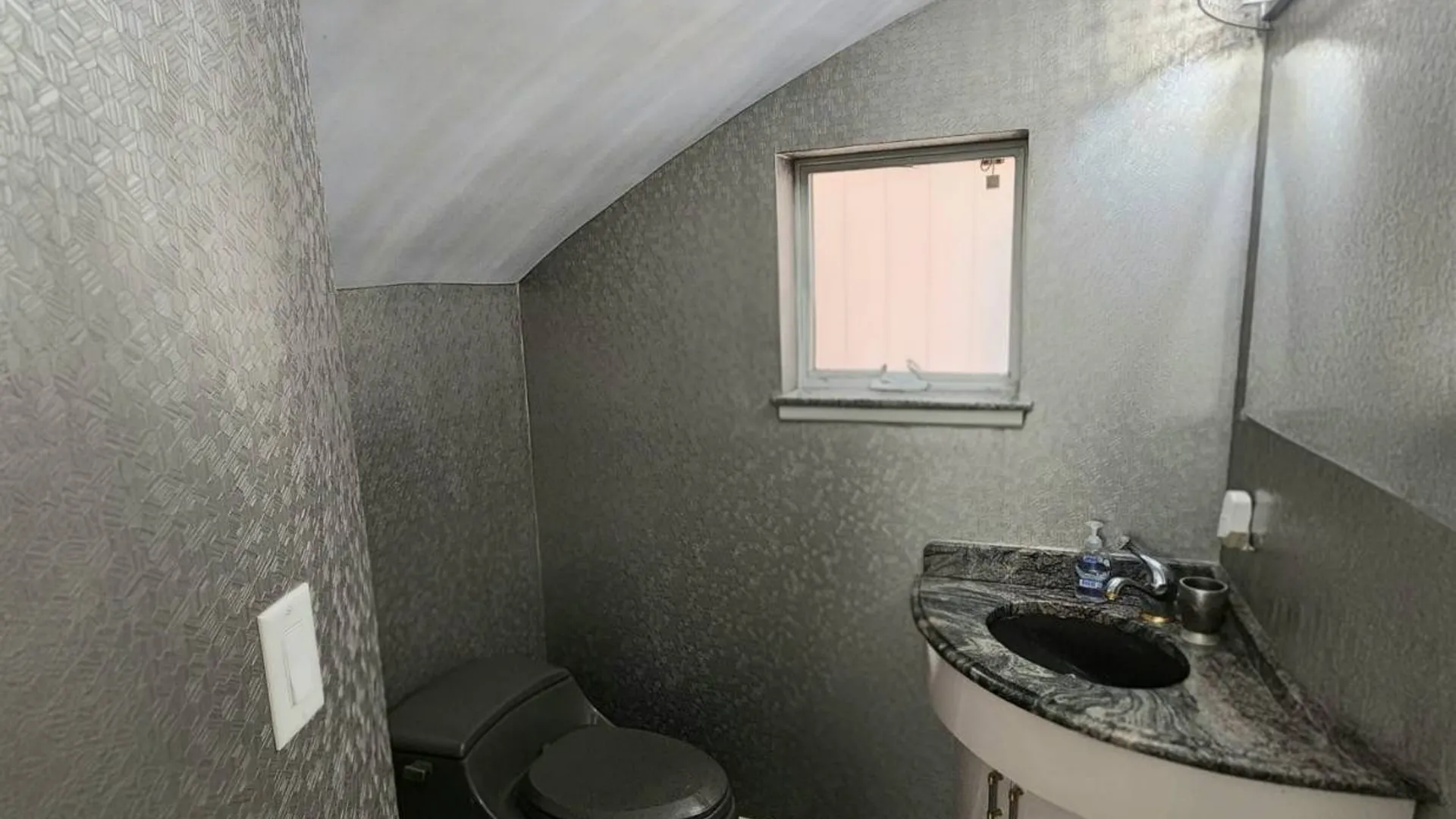Property at 1418 East 28th St, Brooklyn, NY 11210 4