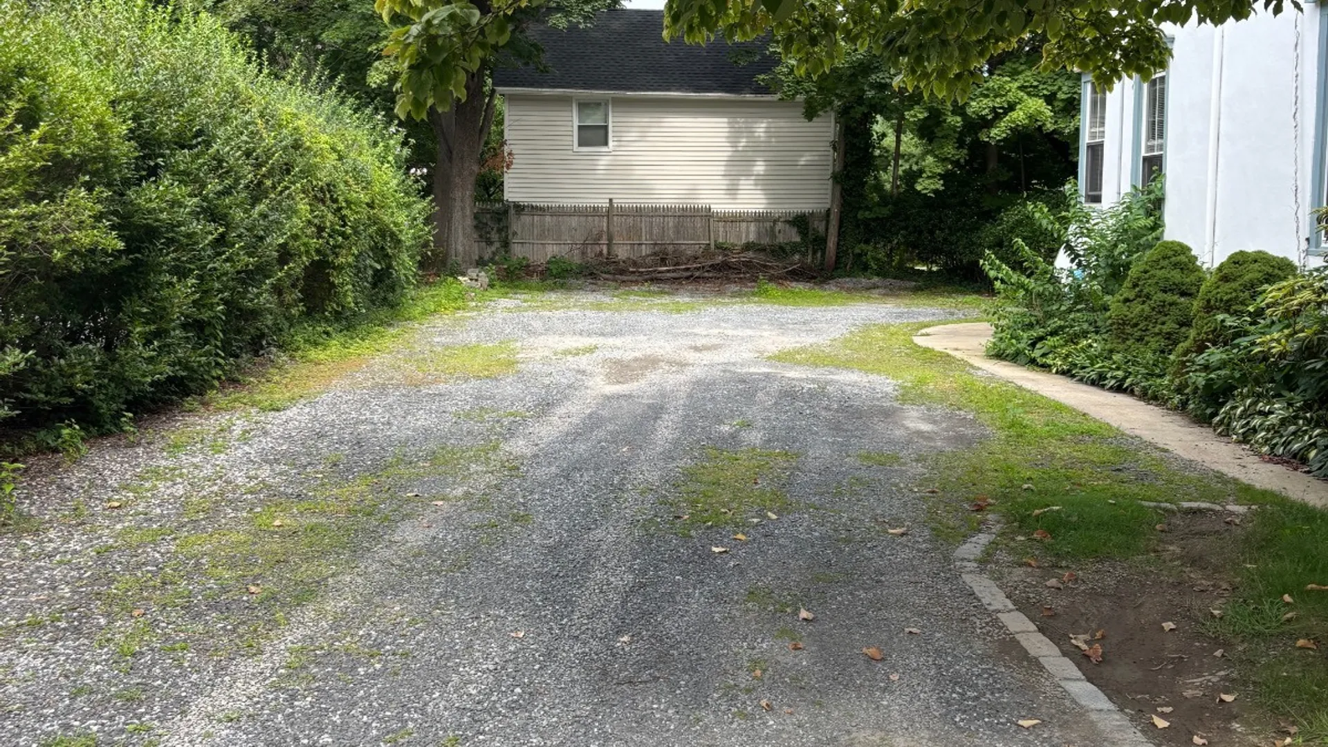Property at 145 Carpenter st, Sea Cliff, NY 11579 9