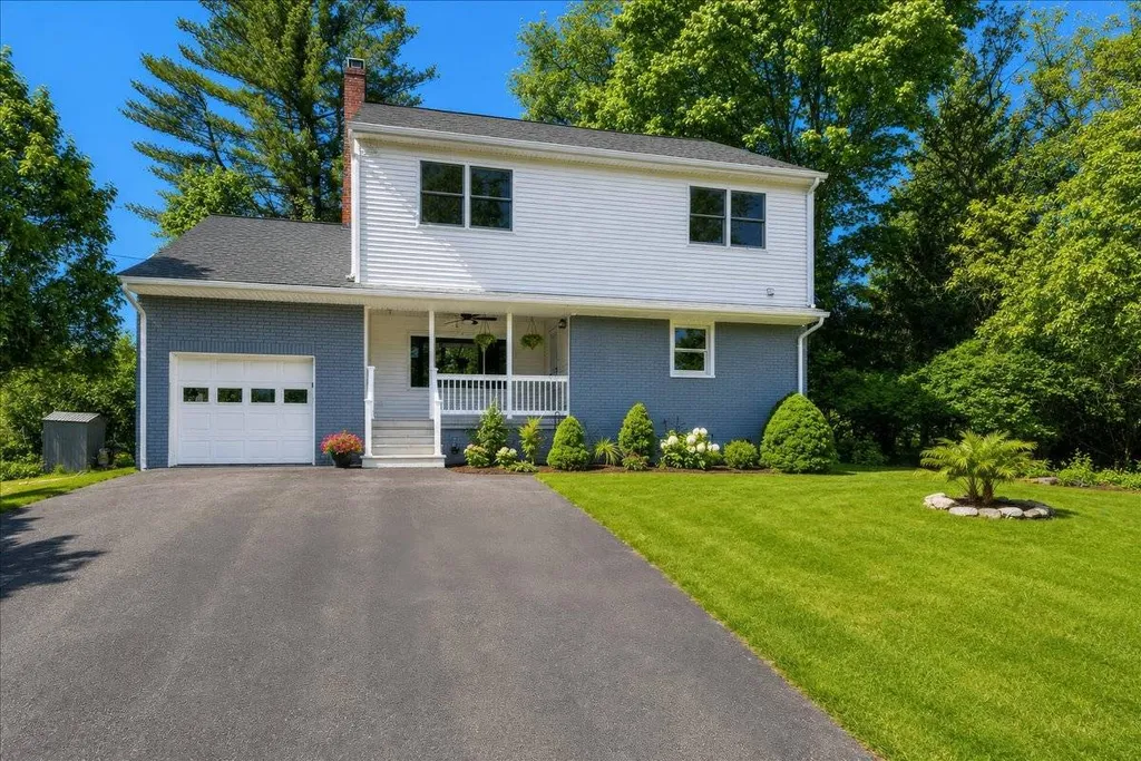Property at 7 Rutledge Rd, Valhalla, NY 10595