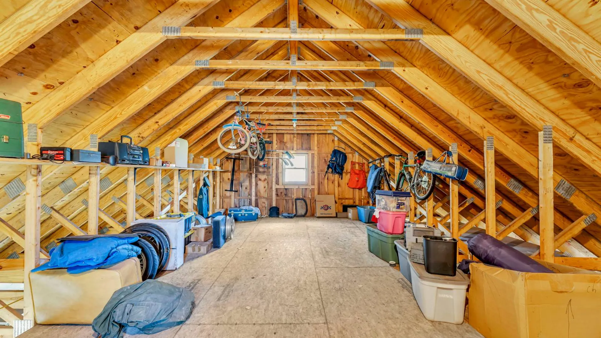 Property at 178 Pawacton trail, Delancy, NY 13752 33