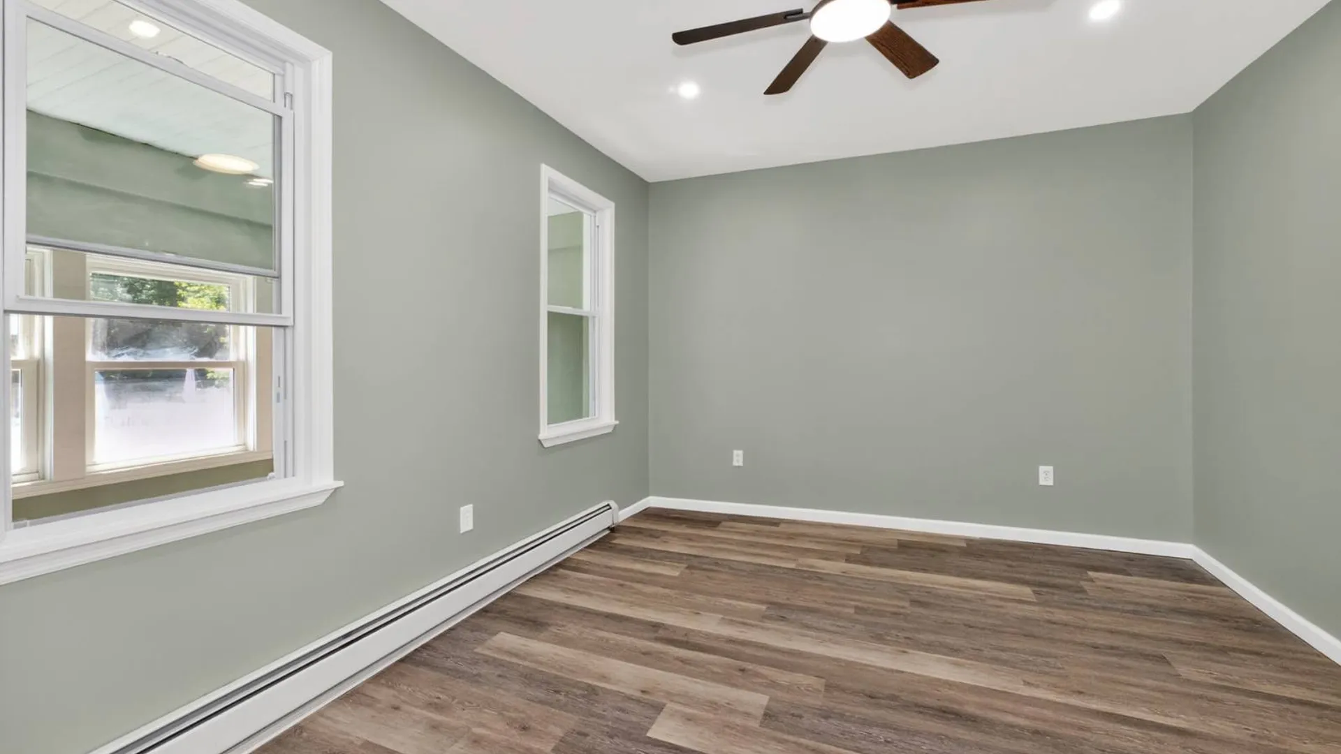 Property at 144 Hawk St S, Albany, NY 12202 15