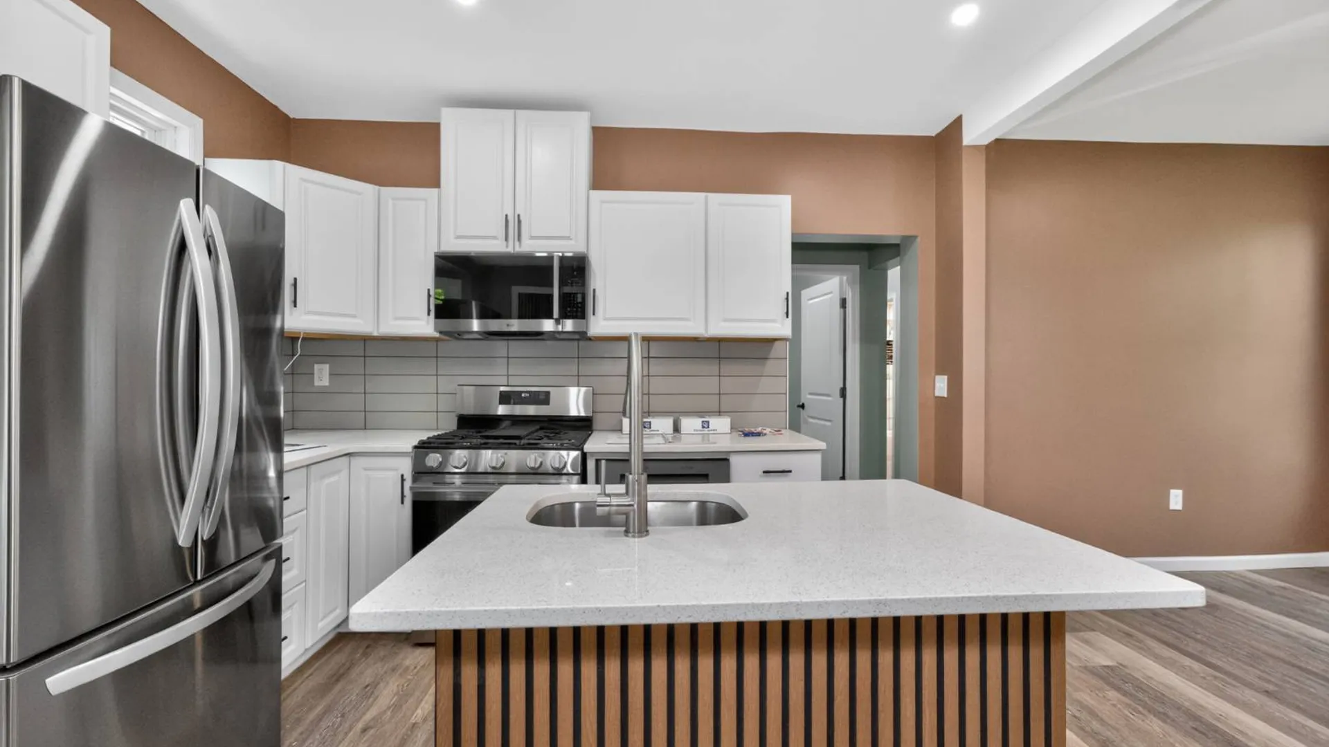 Property at 144 Hawk St S, Albany, NY 12202 19