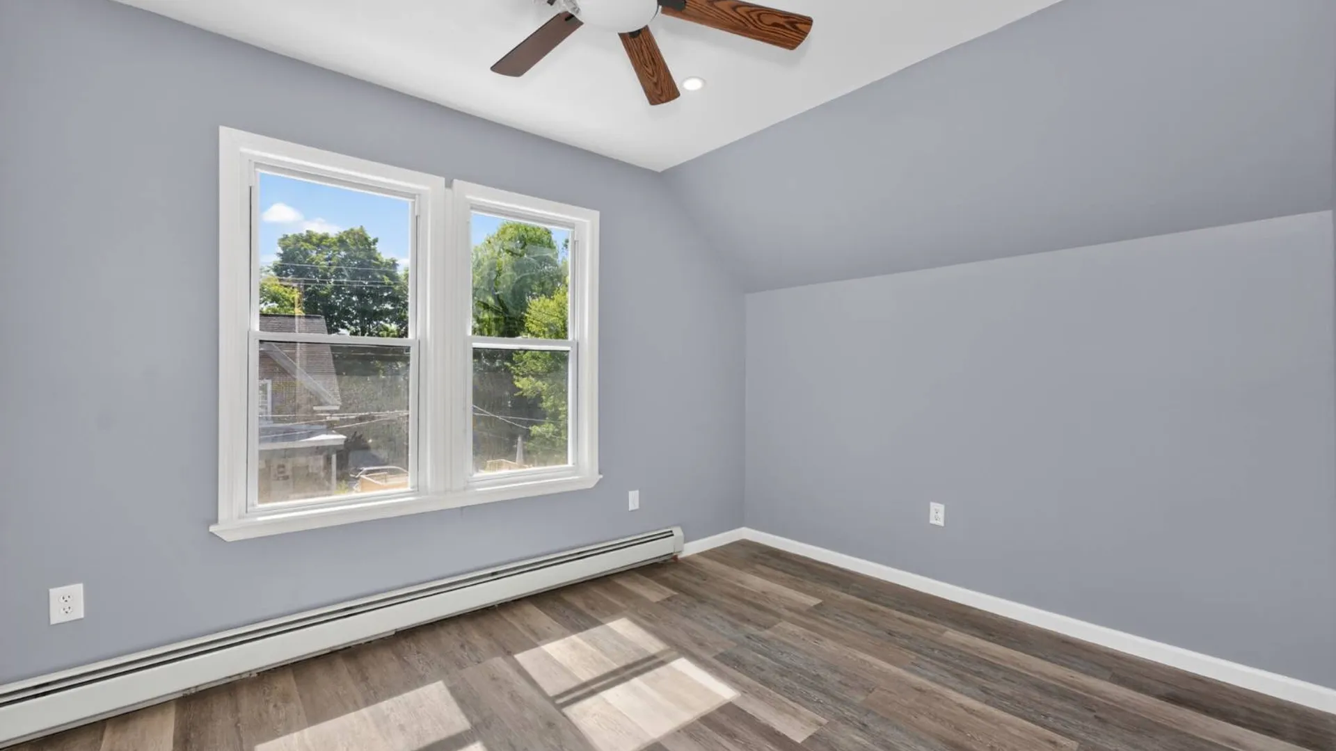 Property at 144 Hawk St S, Albany, NY 12202 29