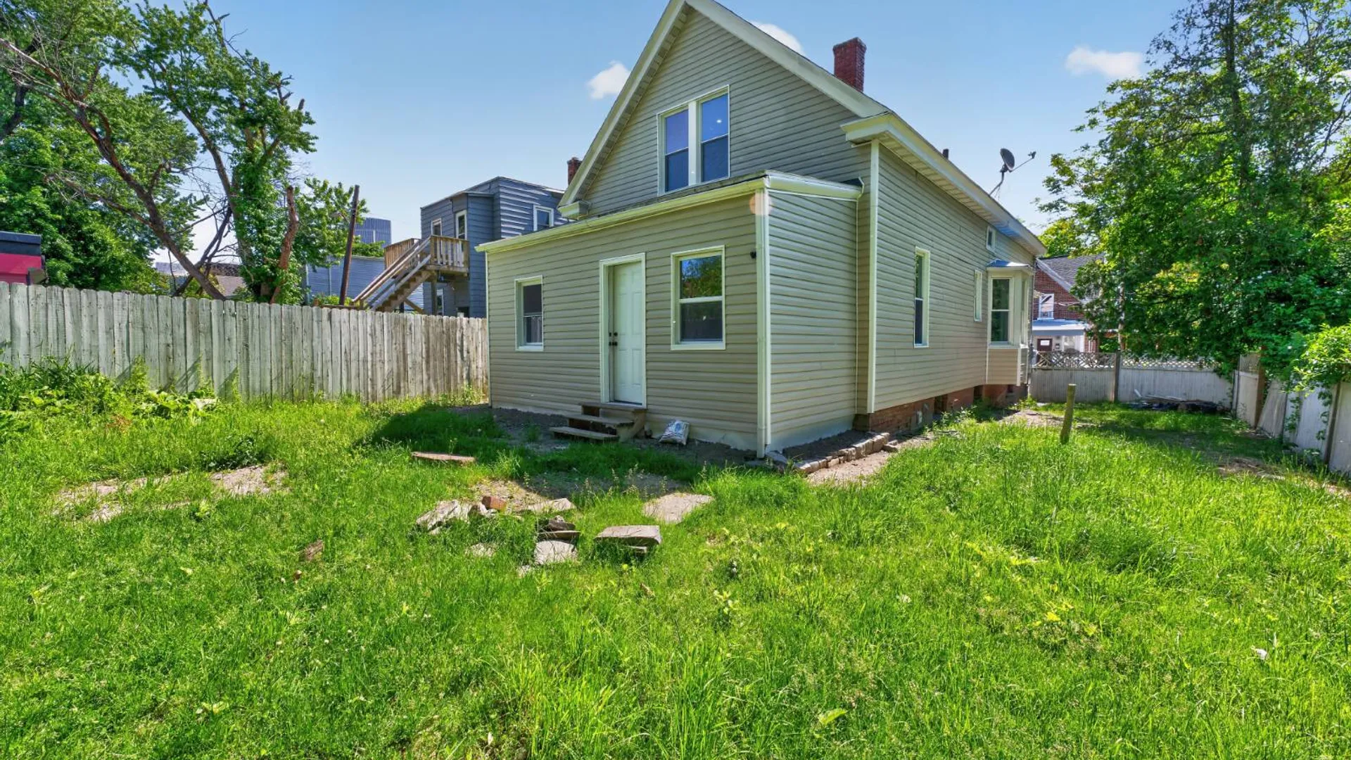 Property at 144 Hawk St S, Albany, NY 12202 33