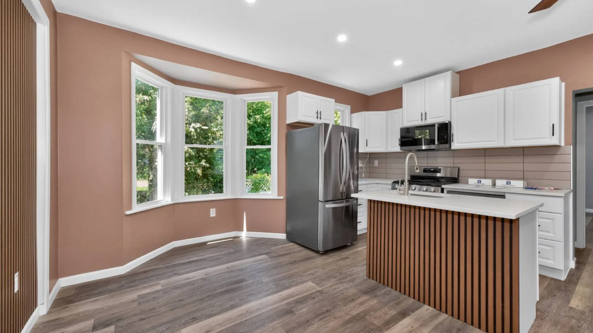 Property at 144 Hawk St S, Albany, NY 12202 9