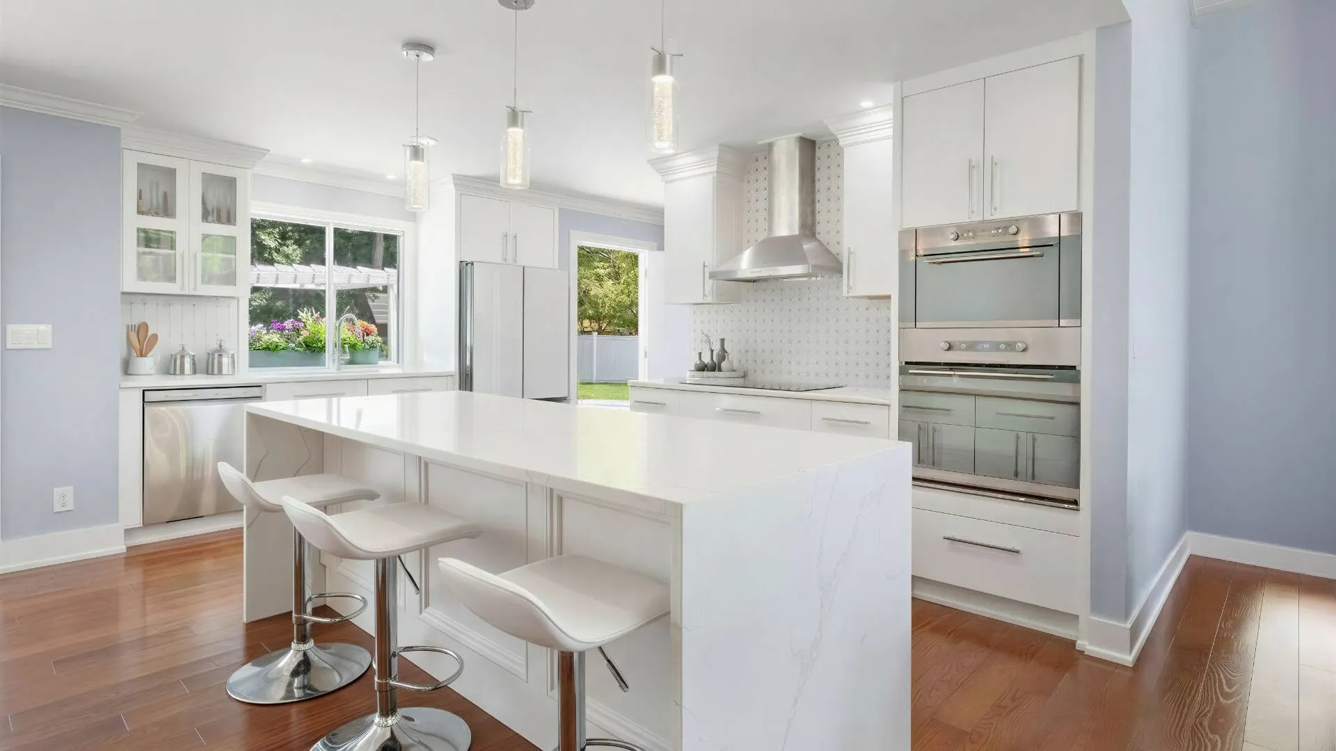 Property at 18 SQUIRES AVE, East Quogue, NY 11942 8