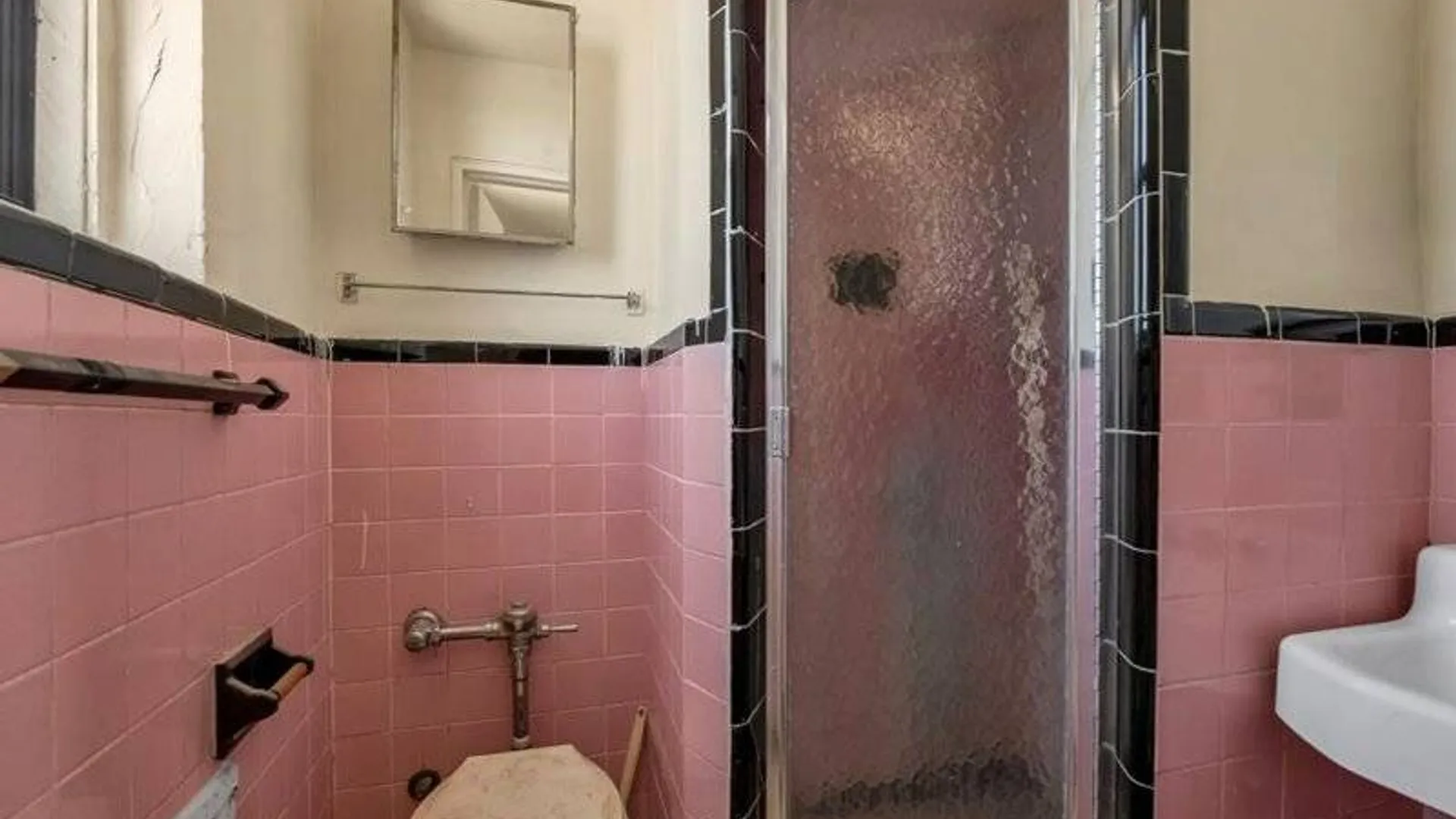 Property at 2475 East 11th Street, Brooklyn, NY 11235 11