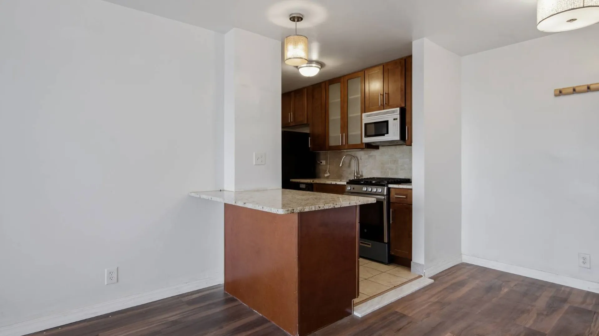 Property at 185 HALL ST, BROOKLYN, NY 11205 12