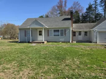 Property at 80 Haviland Rd, Poughkeepsie, NY 12601