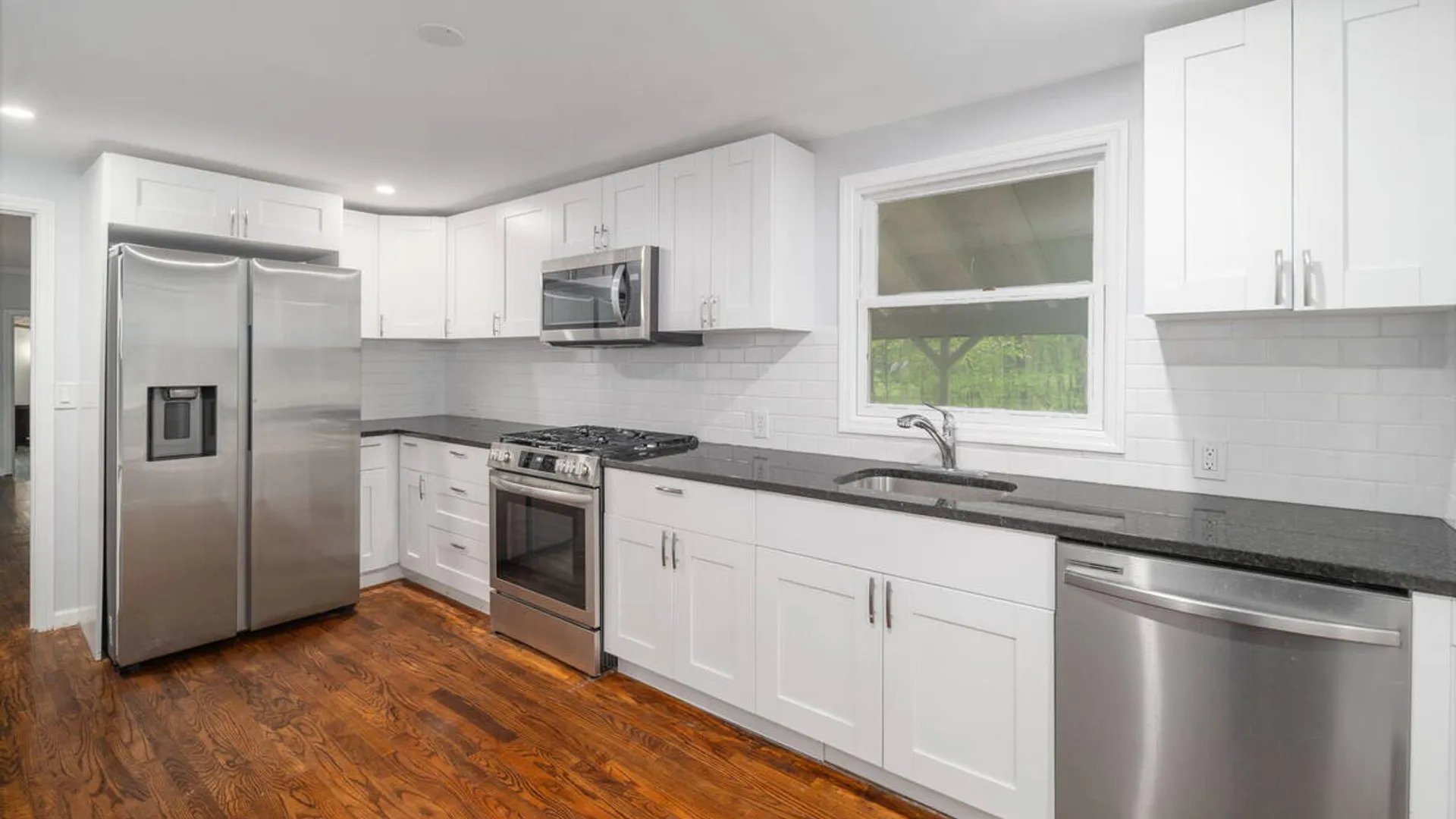 Property at 7 Erics Lane, Clifton Park, NY 12148 11