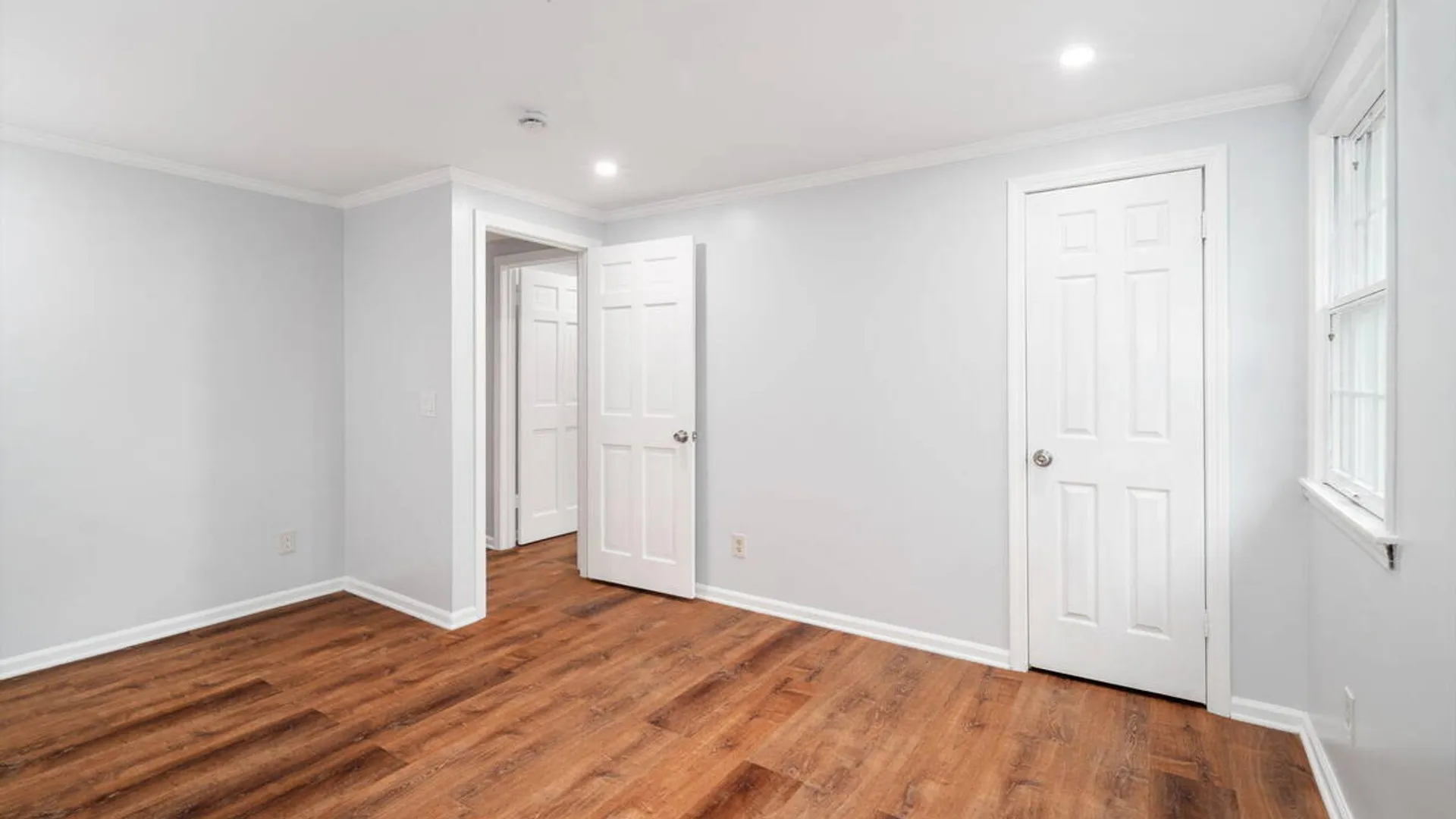 Property at 7 Erics Lane, Clifton Park, NY 12148 37