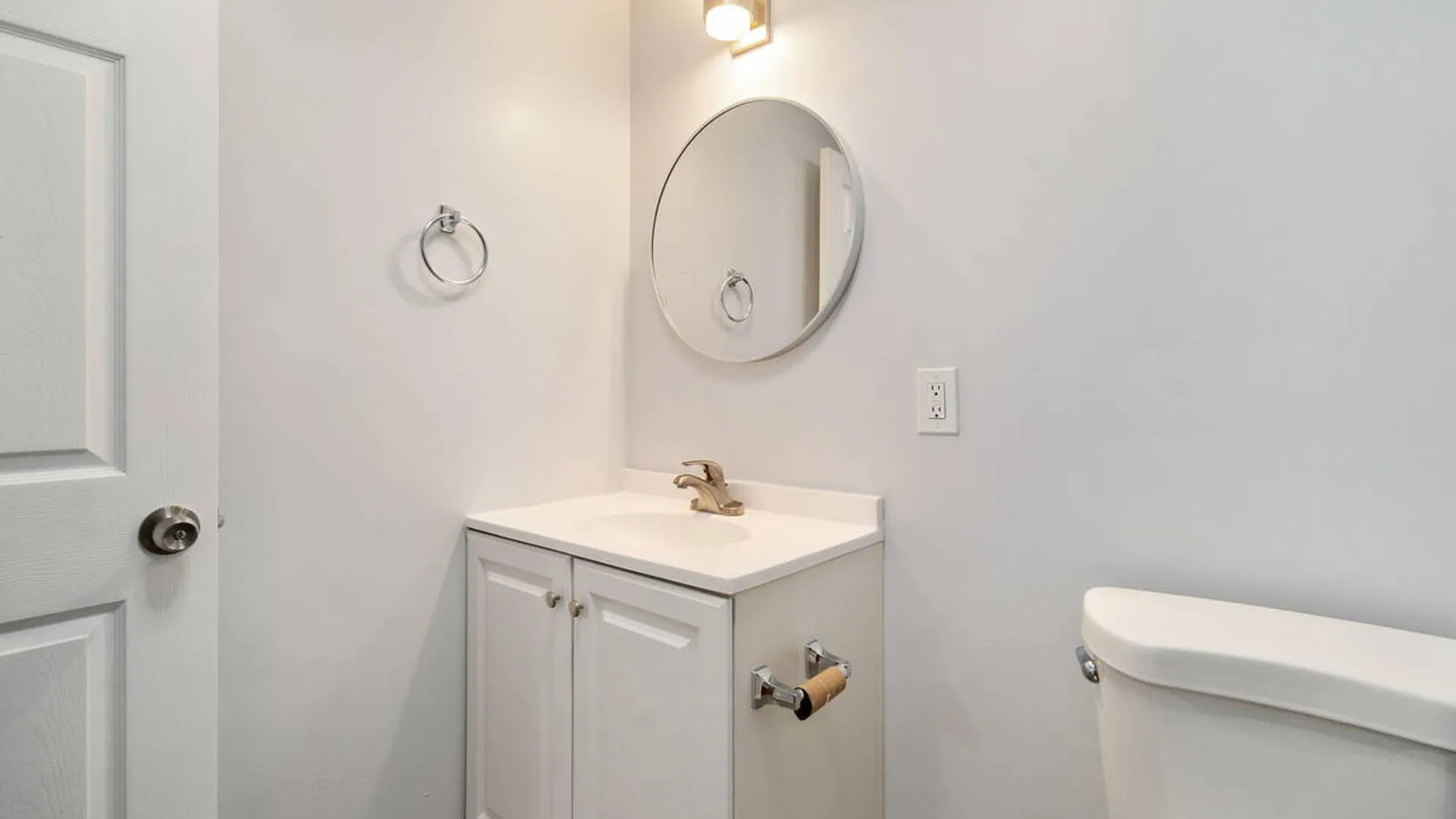 Property at 7 Erics Lane, Clifton Park, NY 12148 40