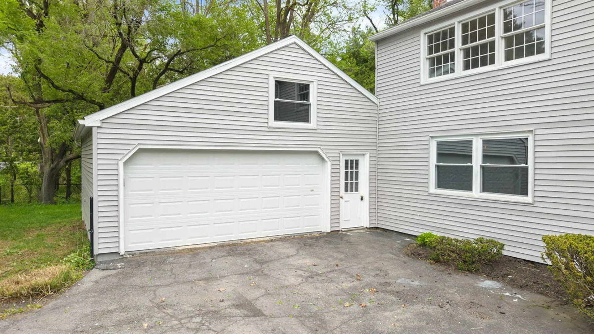 Property at 7 Erics Lane, Clifton Park, NY 12148 45