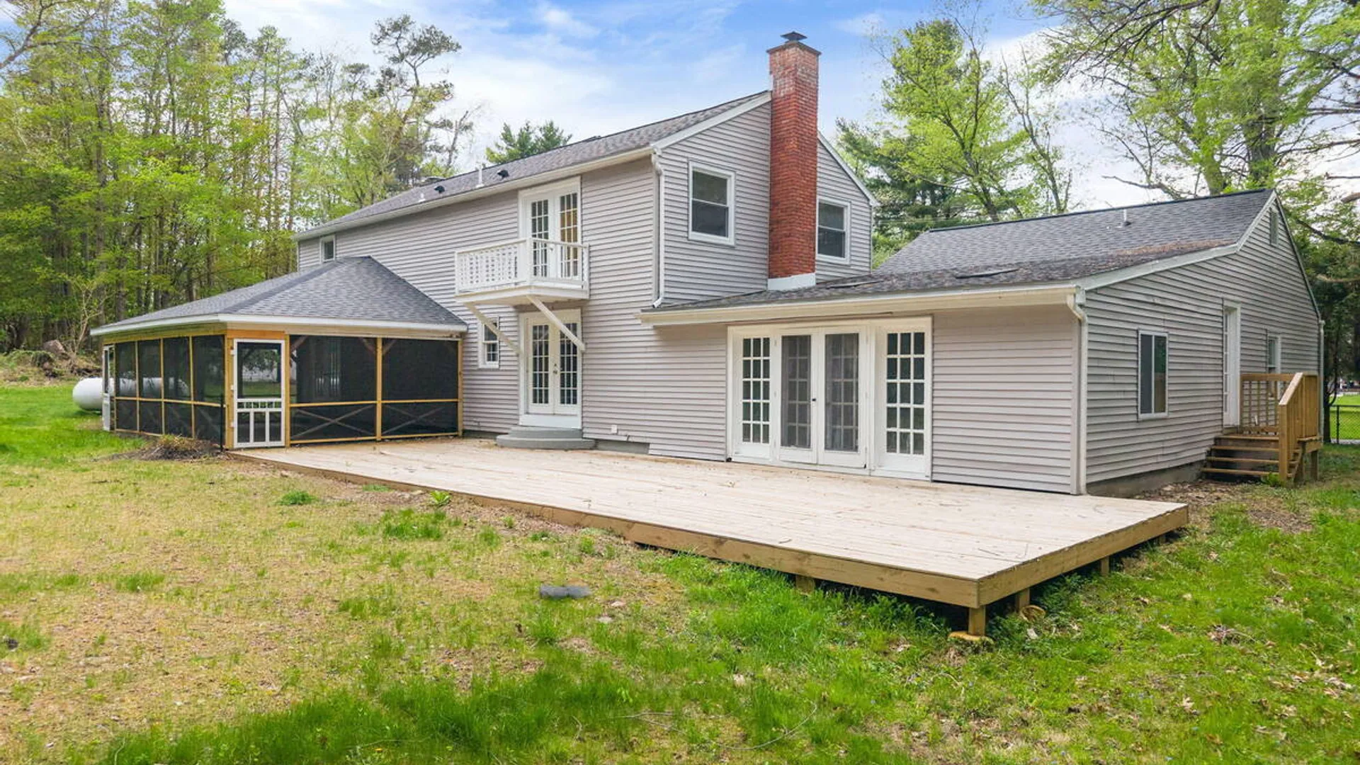 Property at 7 Erics Lane, Clifton Park, NY 12148 49