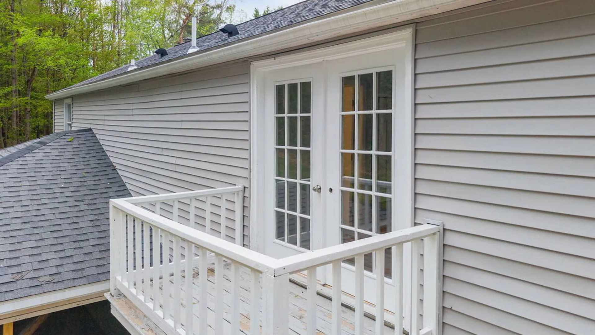 Property at 7 Erics Lane, Clifton Park, NY 12148 51