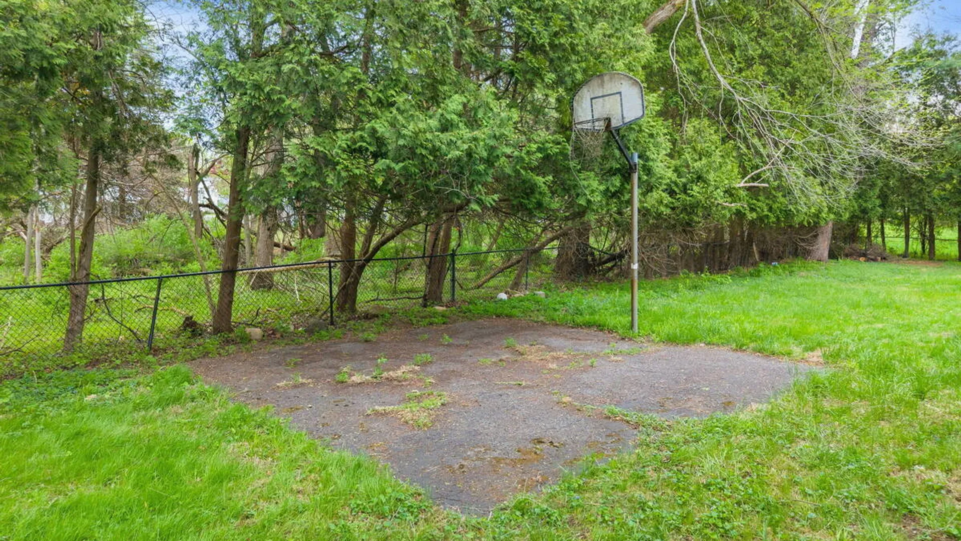 Property at 7 Erics Lane, Clifton Park, NY 12148 53