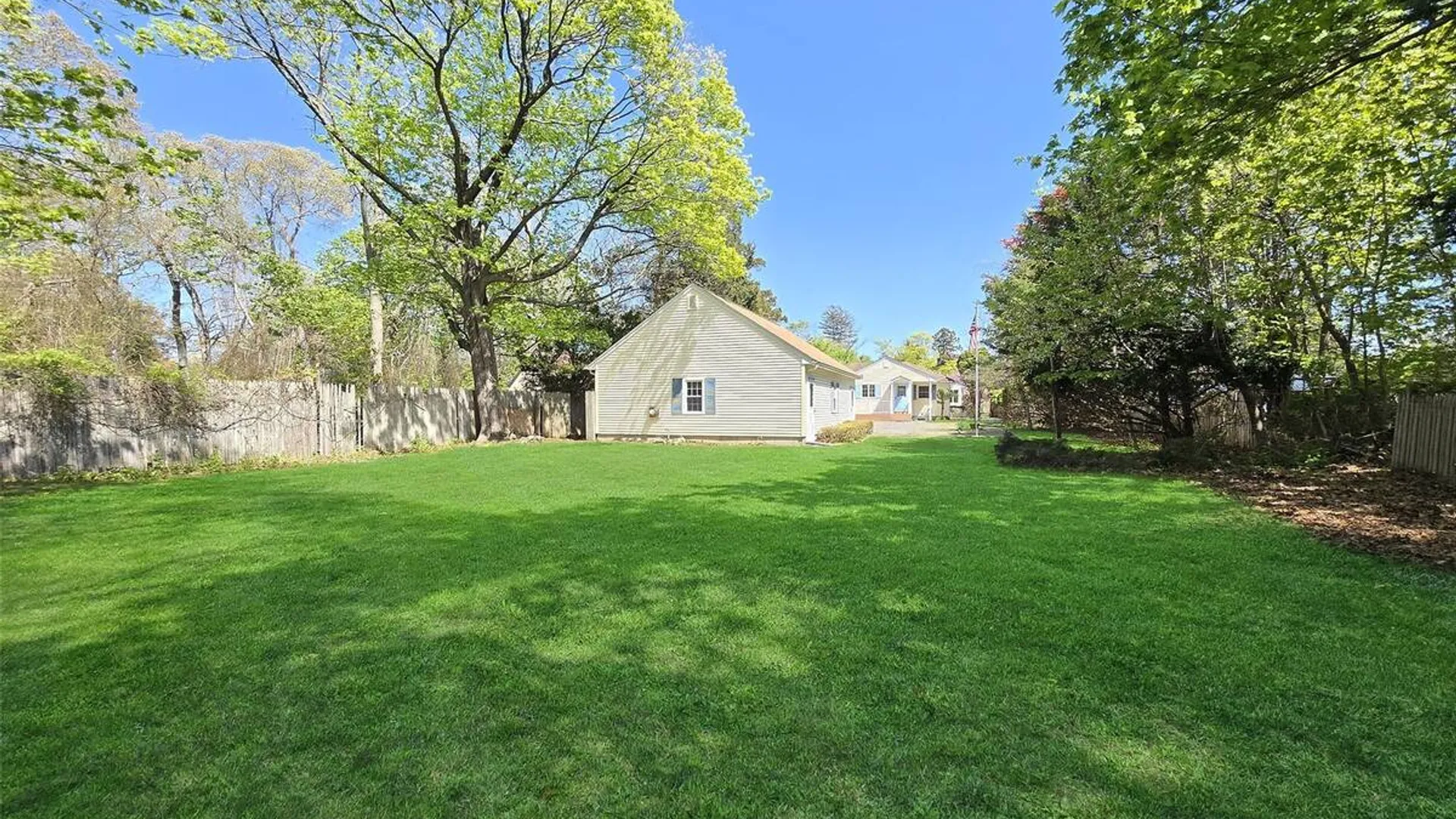 Property at 102 McConnell Avenue, Bayport, NY 11705 27