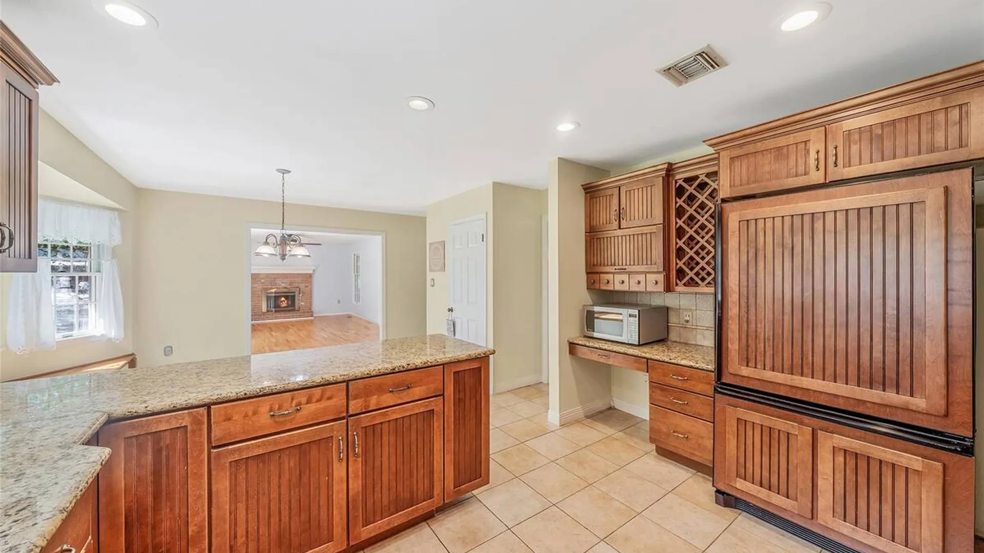 Property at 4 Carol Court, Mount Sinai, NY 11766 3