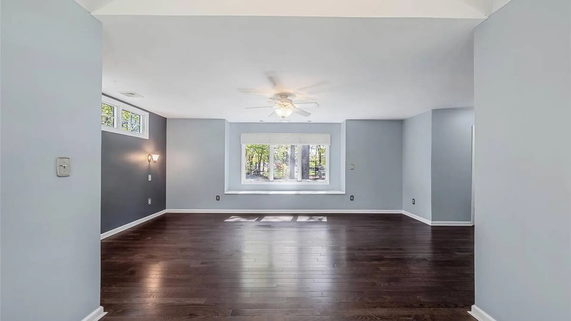 Property at 4 Carol Court, Mount Sinai, NY 11766 13