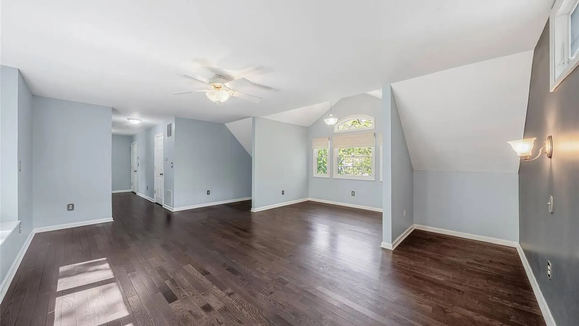 Property at 4 Carol Court, Mount Sinai, NY 11766 14