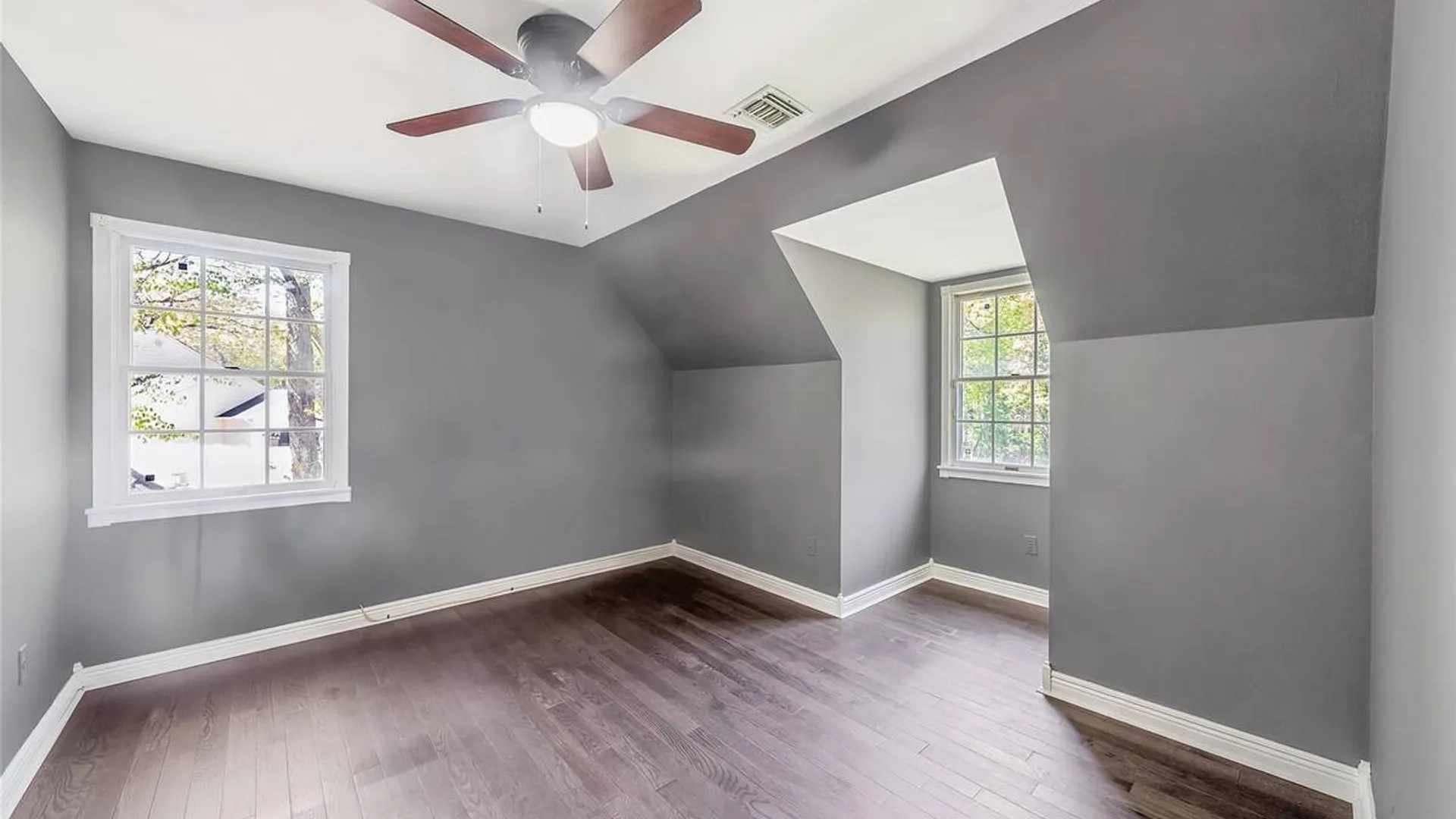 Property at 4 Carol Court, Mount Sinai, NY 11766 16