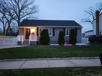 Property at 89 Parliament Place, North Babylon, NY 11703