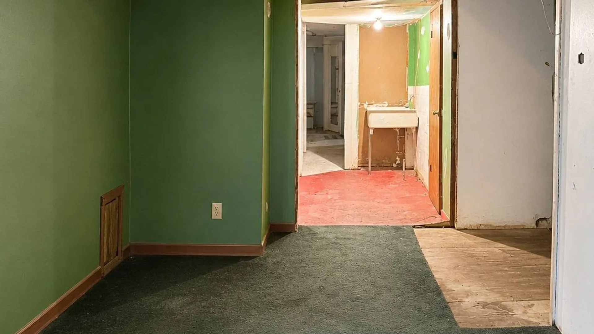 Property at 479 E 94th St, Brooklyn, NY 11212 17