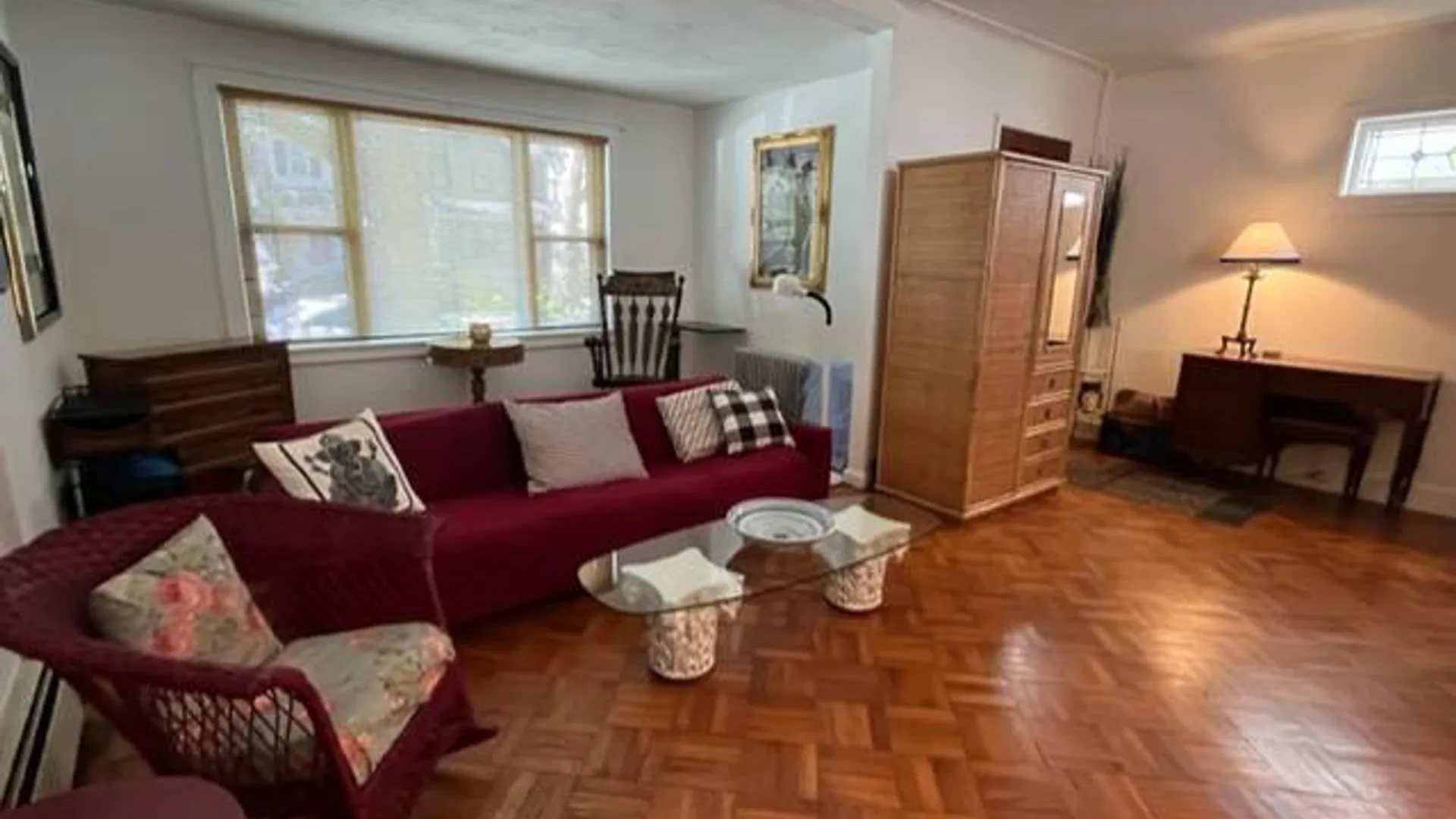 Property at 34-29 208th St, Bayside, NY 11361 9