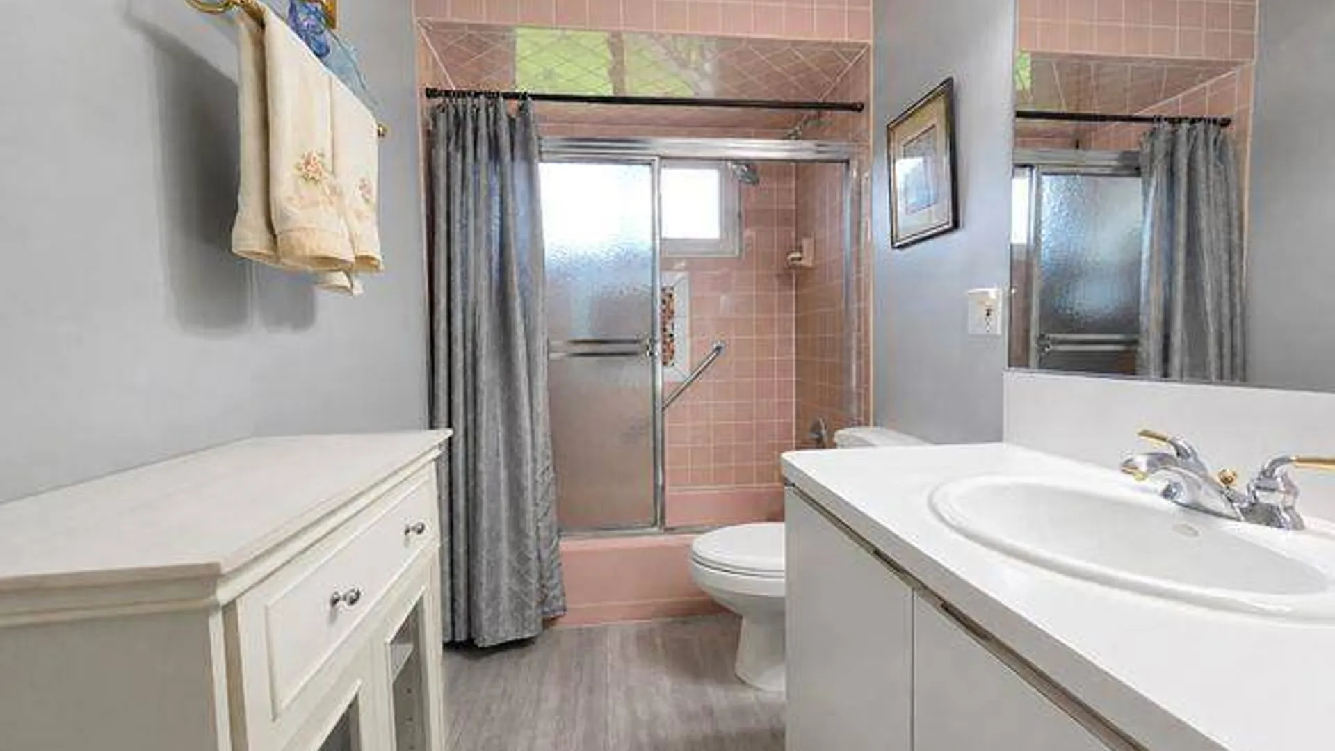 Property at 15 6th Avenue, Farmingdale, NY 11735 13